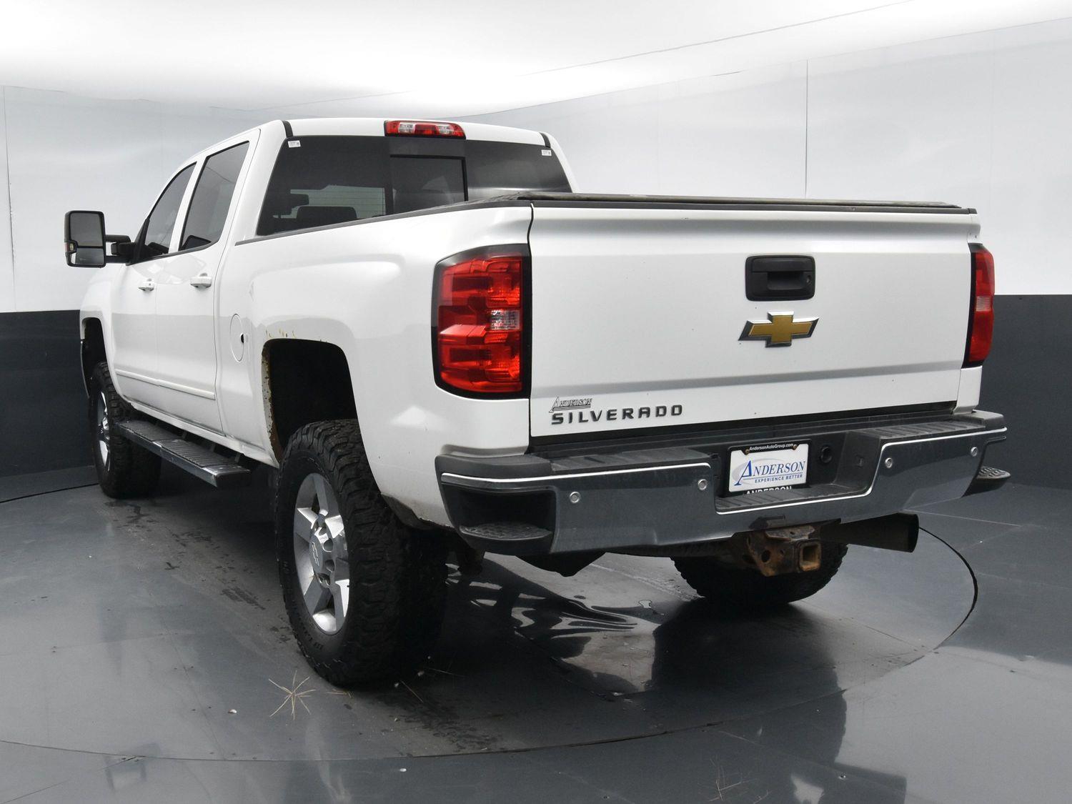 Used 2015 Chevrolet Silverado 2500HD Built After Aug 14 LT Crew Cab Truck for sale in Grand Island NE