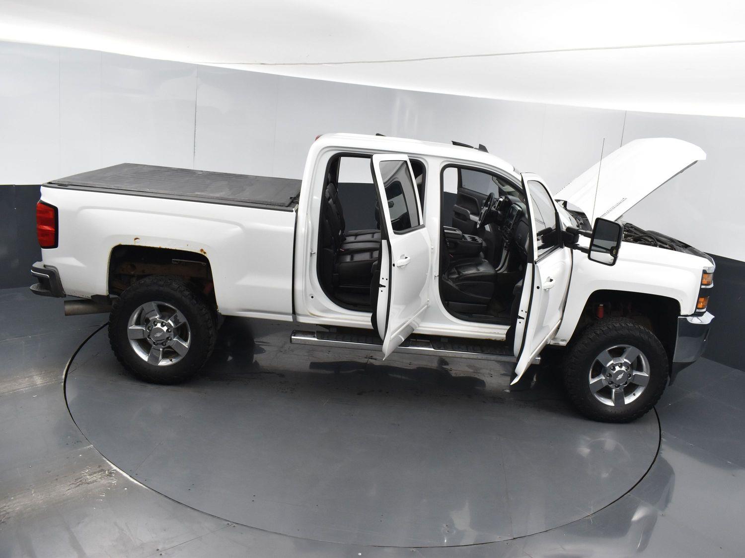 Used 2015 Chevrolet Silverado 2500HD Built After Aug 14 LT Crew Cab Truck for sale in Grand Island NE