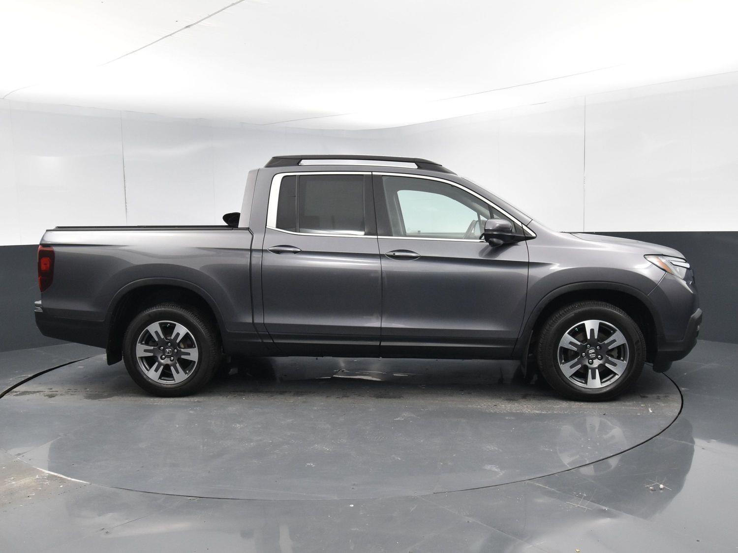 Used 2017 Honda Ridgeline RTL-T Crew Cab Truck for sale in Grand Island NE