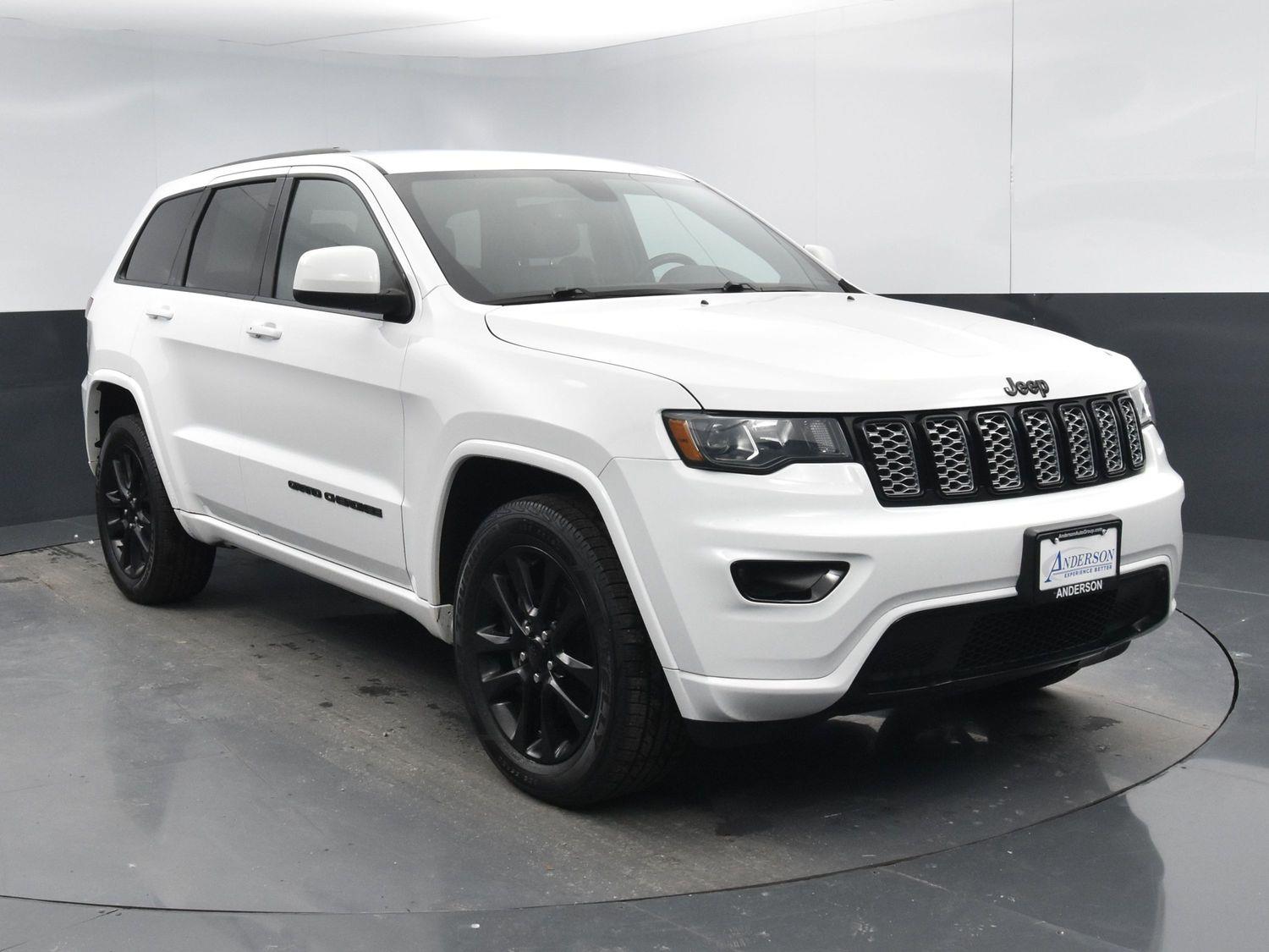 Used 2019 Jeep Grand Cherokee Altitude SUV for sale in Grand Island NE