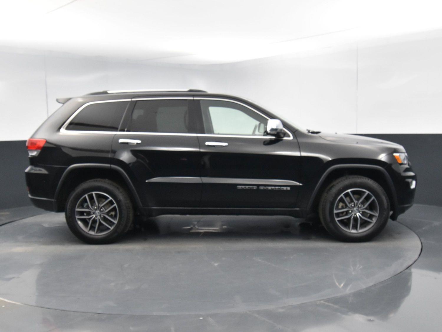 Used 2018 Jeep Grand Cherokee Limited SUV for sale in Grand Island NE