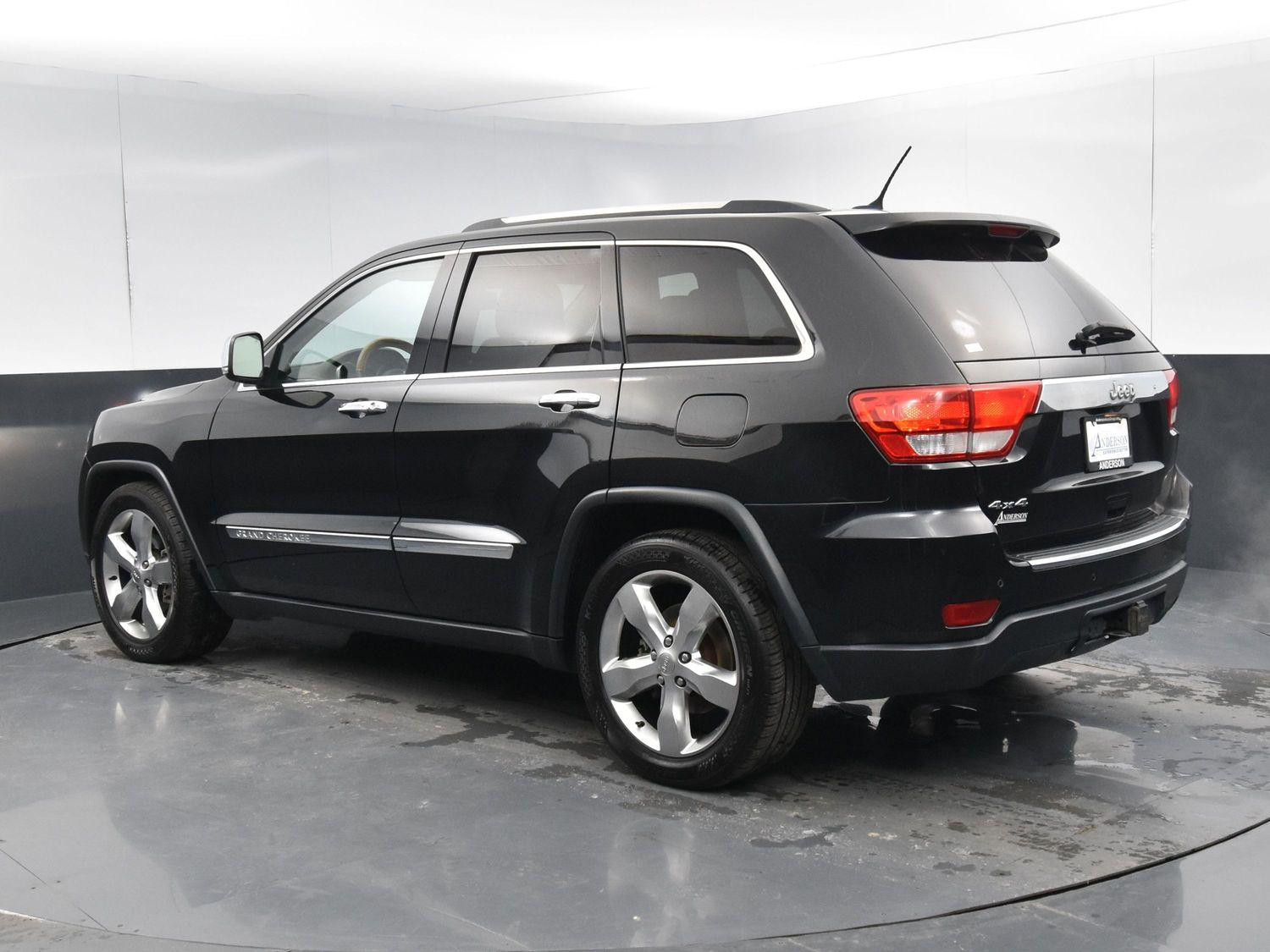 Used 2012 Jeep Grand Cherokee Overland SUV for sale in Grand Island NE