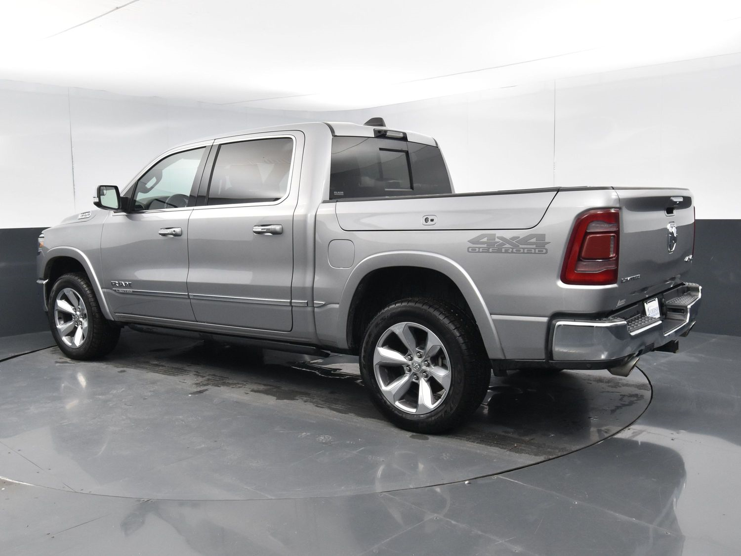 Used 2021 Ram 1500 Limited Crew Cab Truck for sale in Grand Island NE