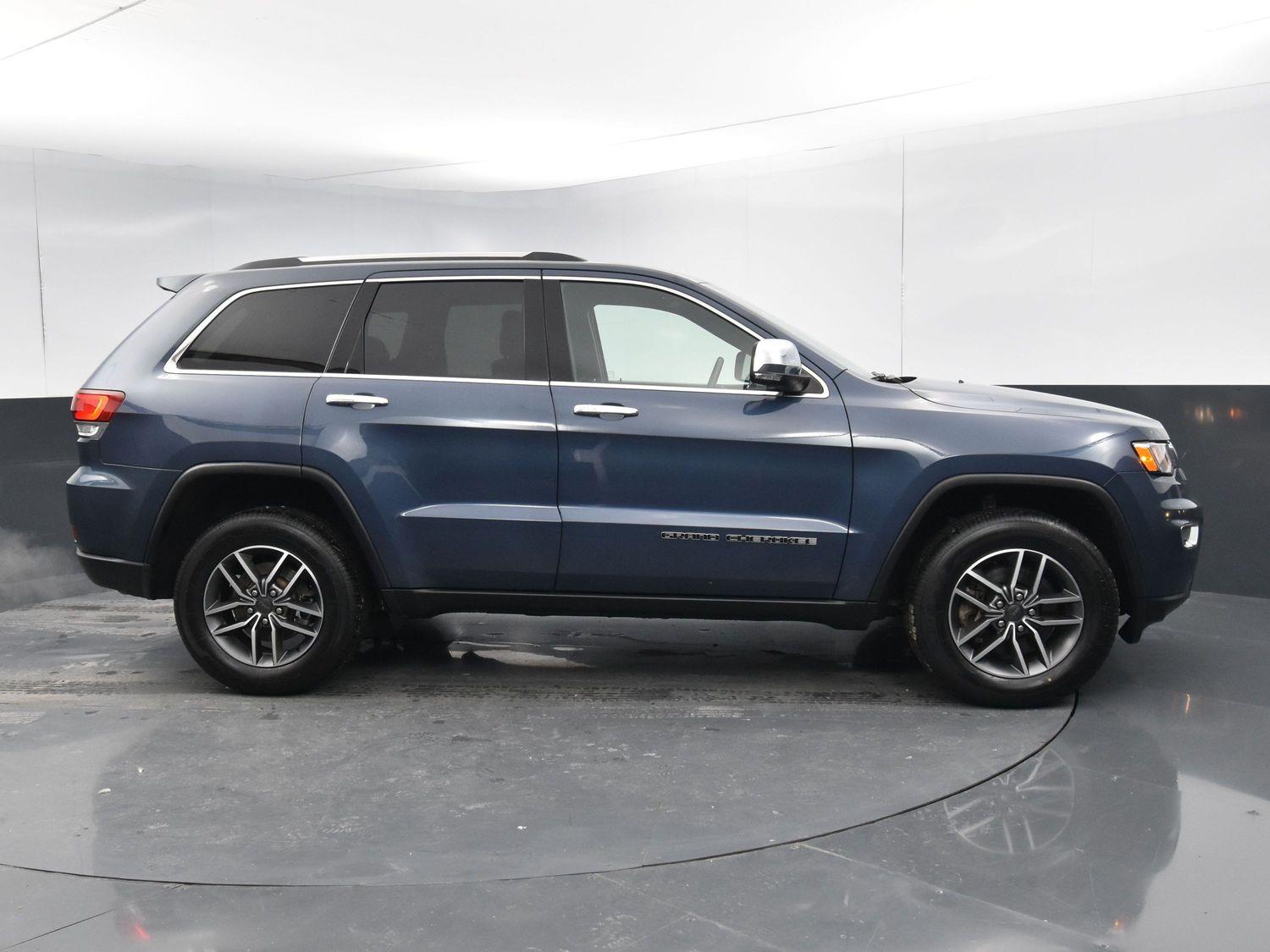 Used 2021 Jeep Grand Cherokee Limited SUV for sale in Grand Island NE