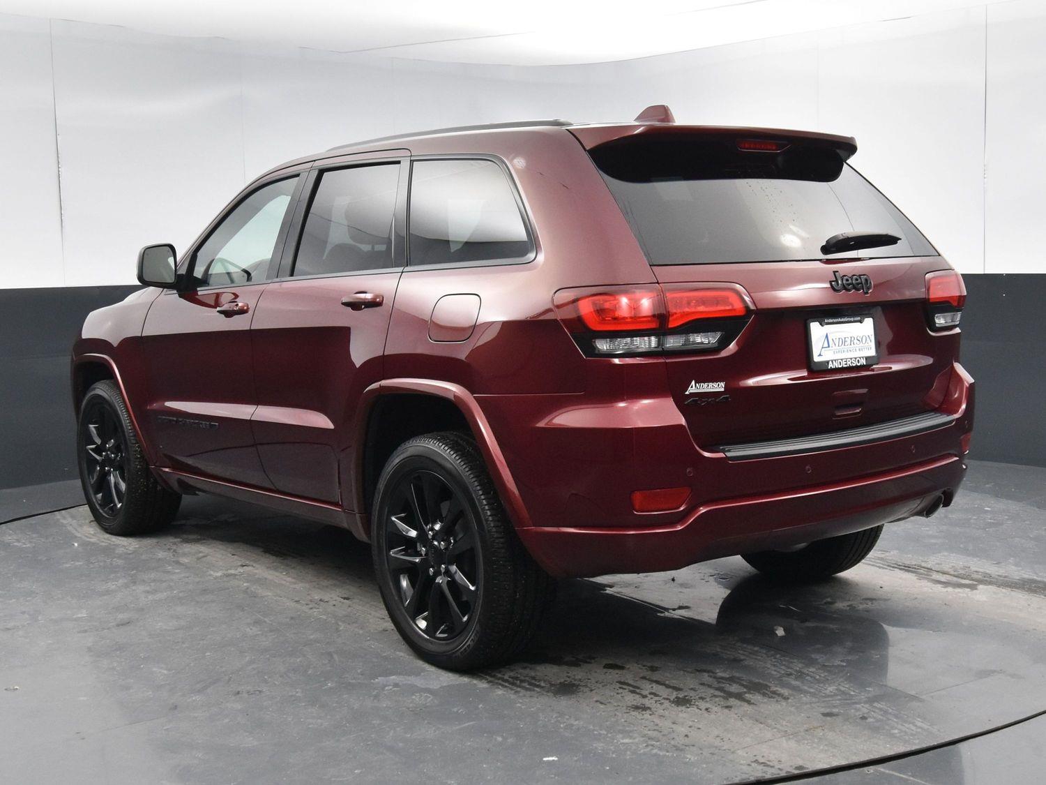 Used 2022 Jeep Grand Cherokee WK Laredo X SUV for sale in Grand Island NE