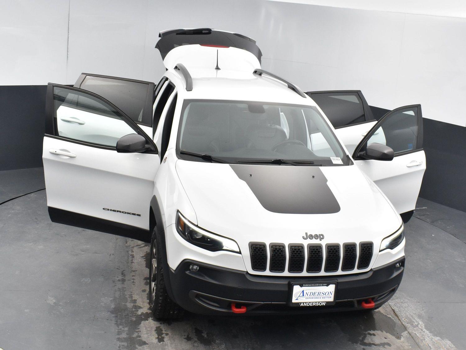 Used 2020 Jeep Cherokee Trailhawk SUV for sale in Grand Island NE