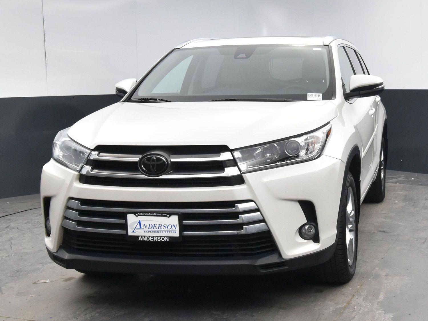 Used 2018 Toyota Highlander Limited SUV for sale in Grand Island NE