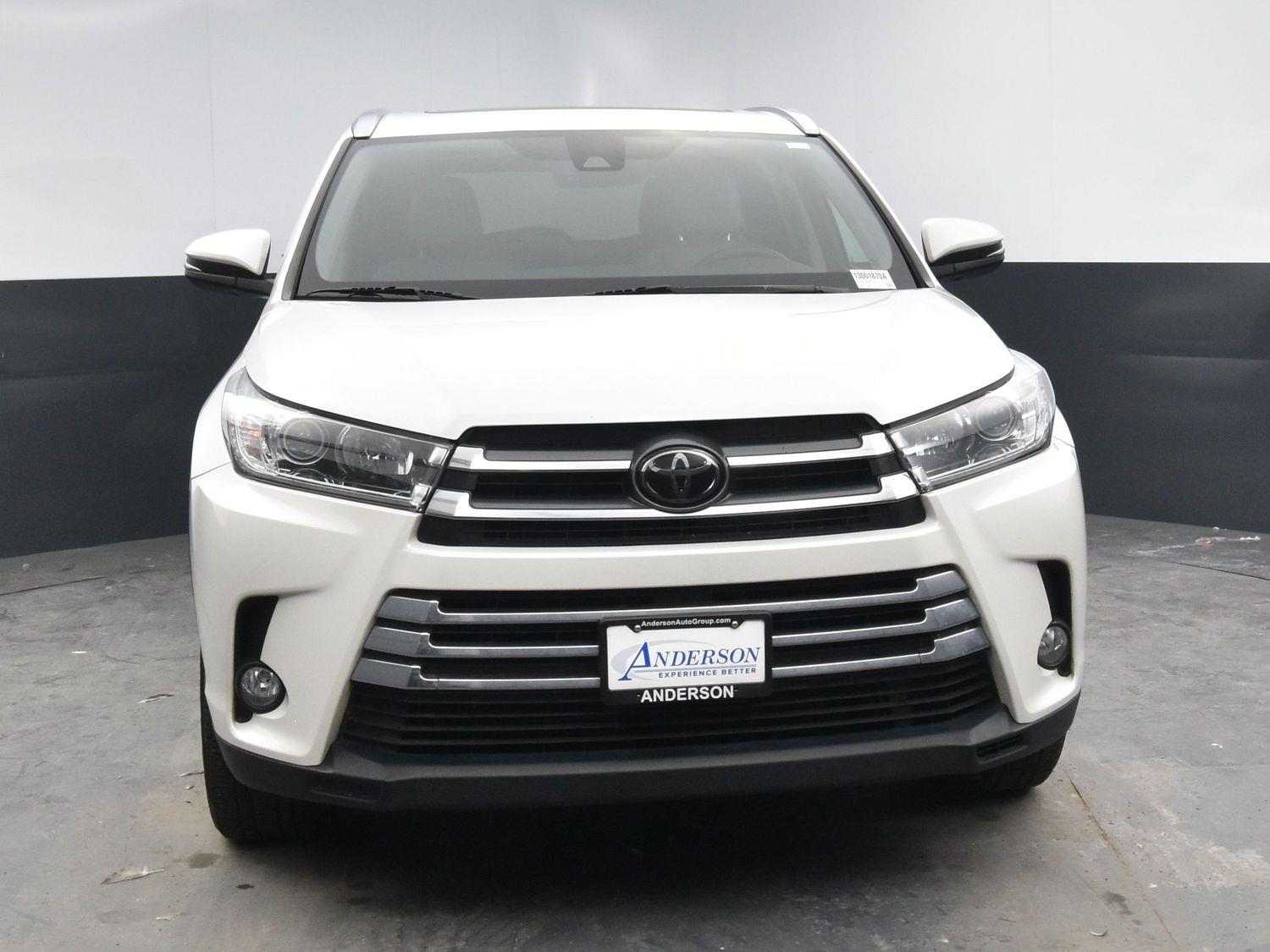 Used 2018 Toyota Highlander Limited SUV for sale in Grand Island NE