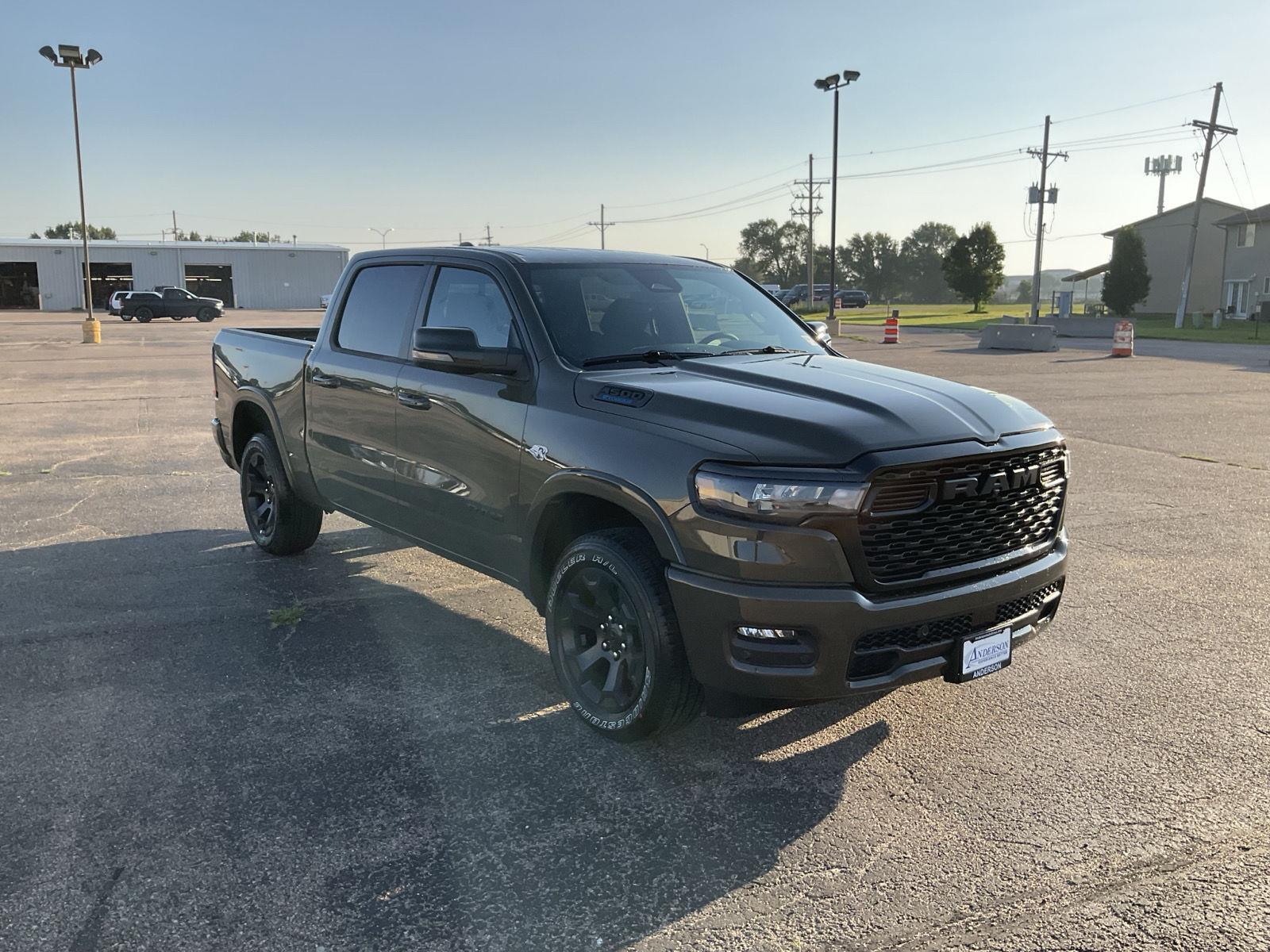 Vehicle photo 7