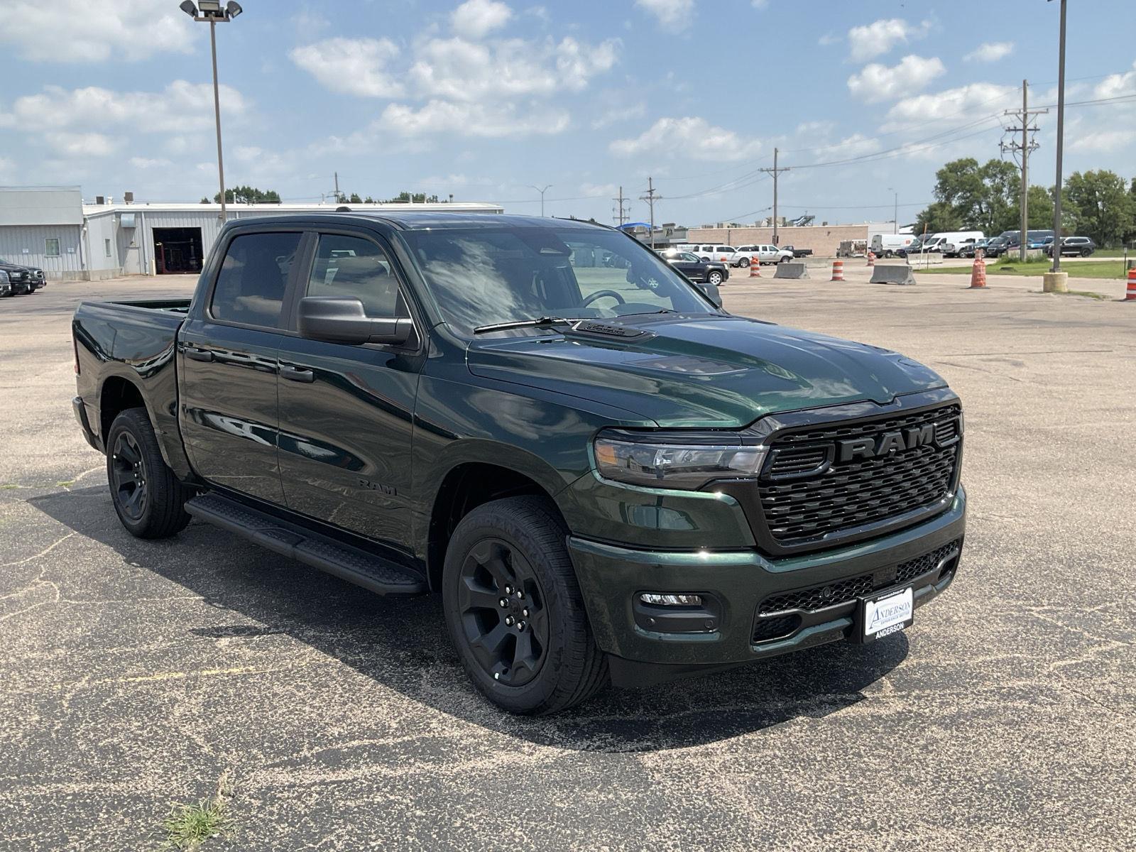 Vehicle photo 6