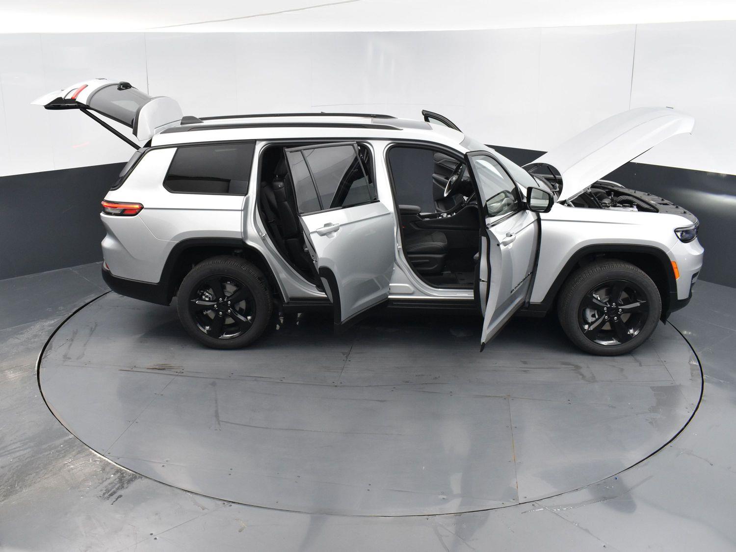 New 2024 Jeep Grand Cherokee L Altitude X SUV for sale in Grand Island NE