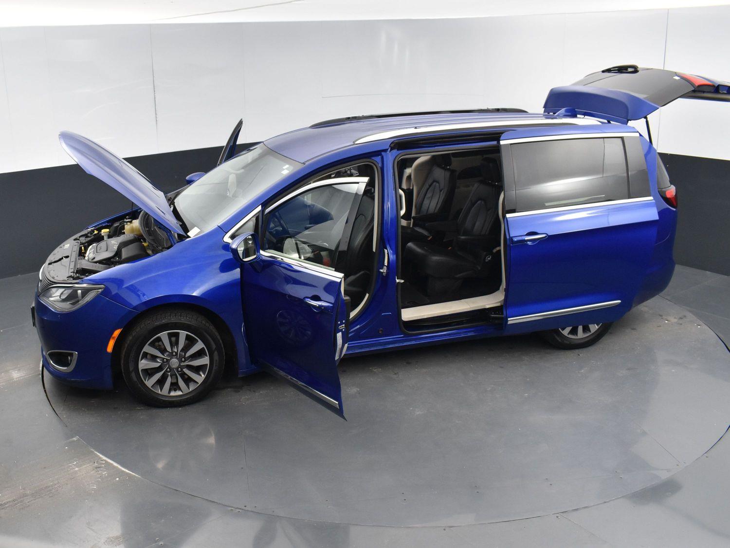 Used 2019 Chrysler Pacifica Touring L Plus Minivans for sale in Grand Island NE