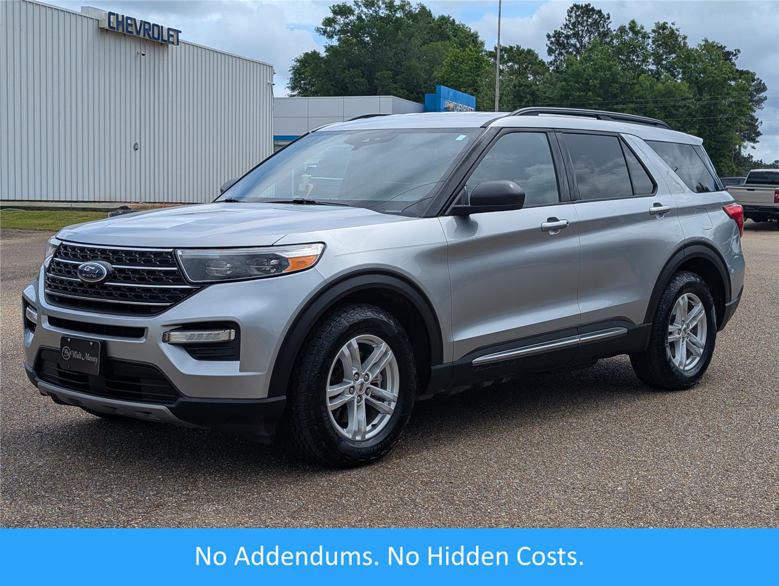 Iconic Silver 2020 Ford Explorer XLT RWD SUV / Crossover Rear-Wheel Drive Automatic