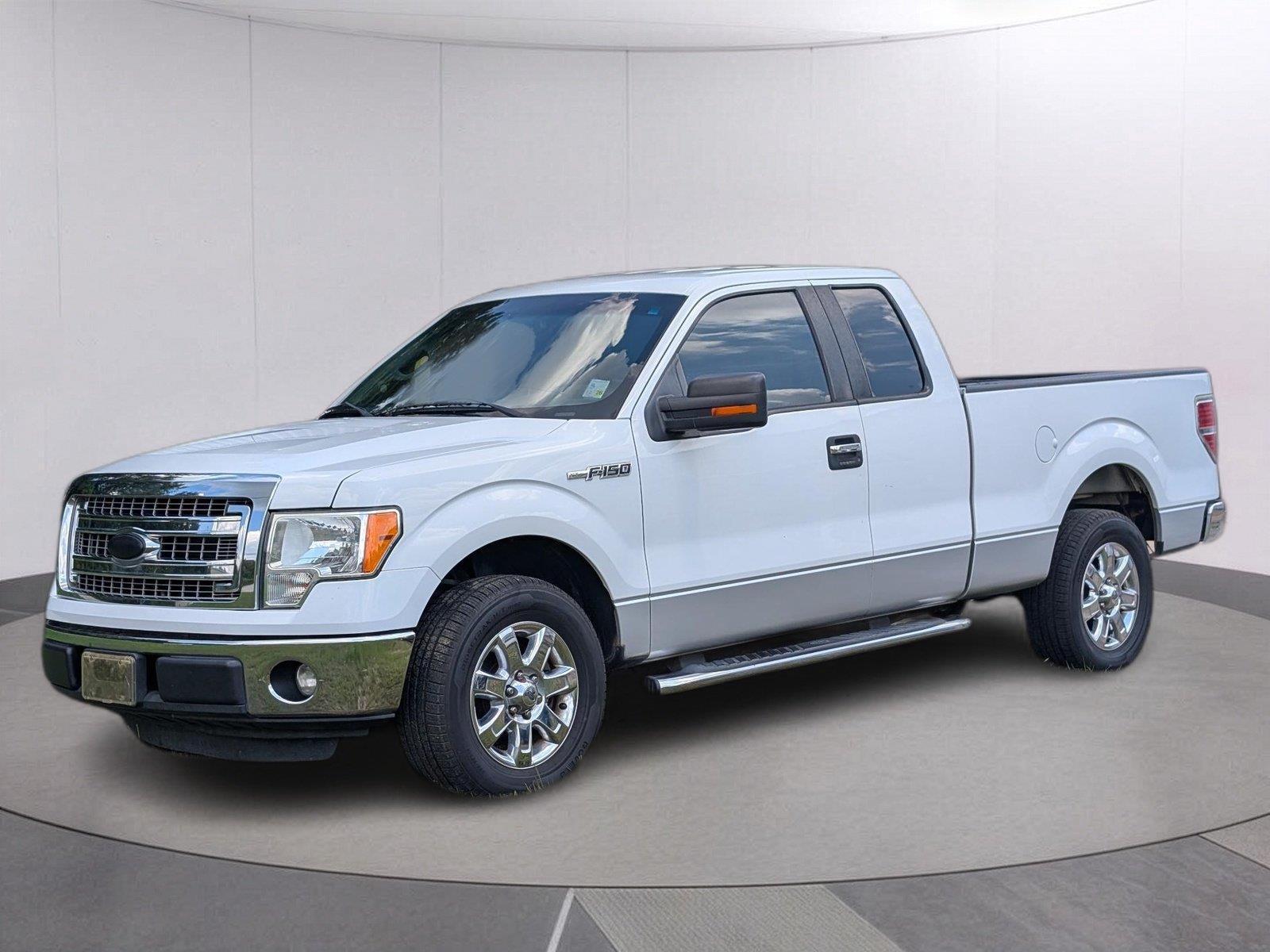 Oxford White/Ingot Silver Metallic 2013 Ford F-150 Pickup Truck 4X2 6-Speed Automatic