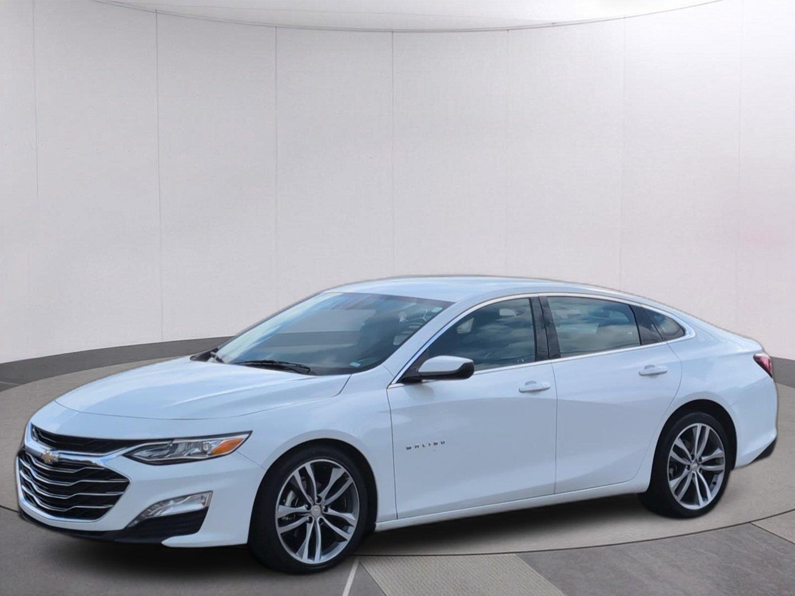 2024 Chevrolet Malibu LT with 2LT FWD