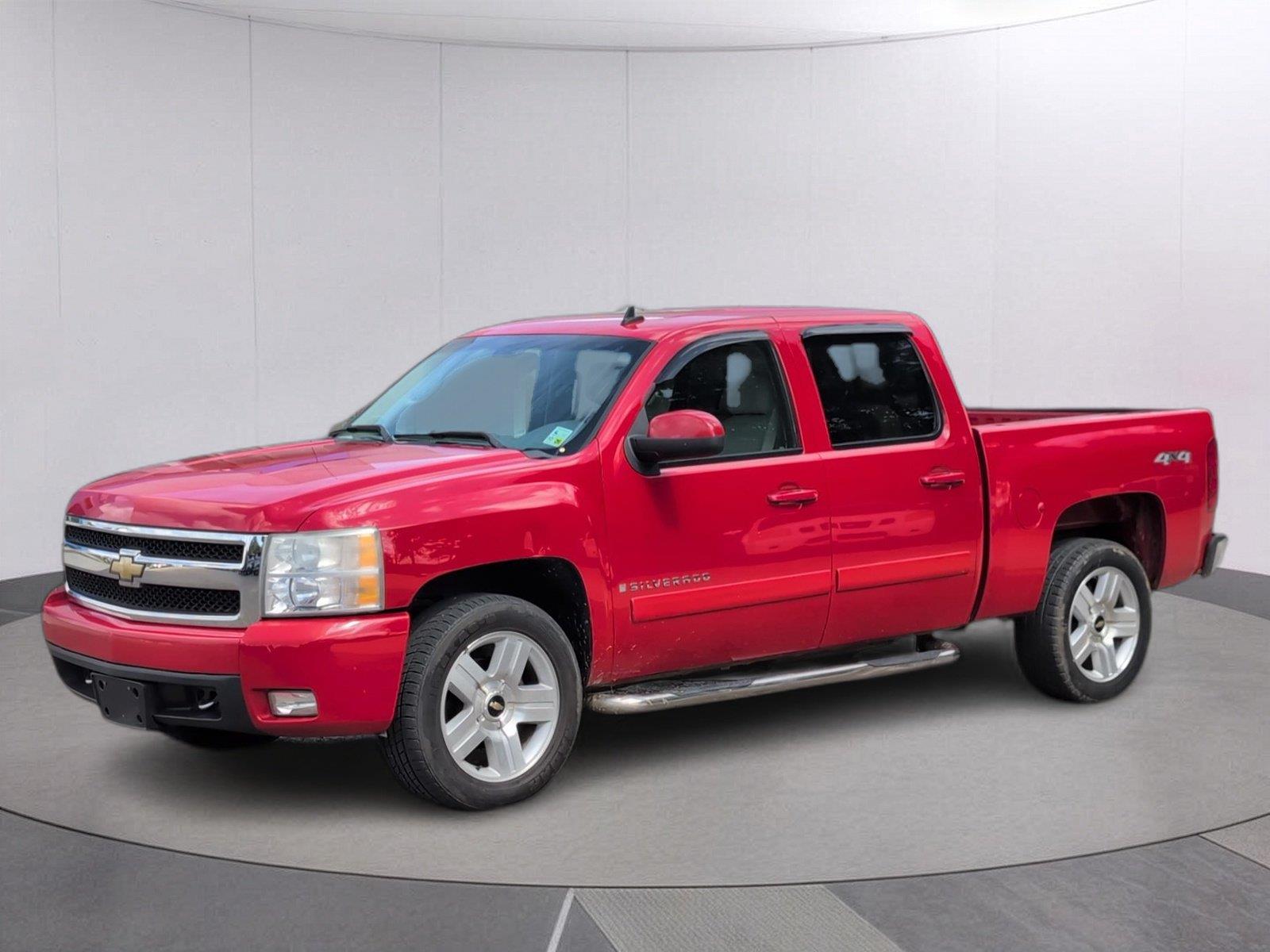 Victory Red 2008 Chevrolet Silverado 1500 Pickup Truck Four-Wheel Drive 4-Speed Automatic