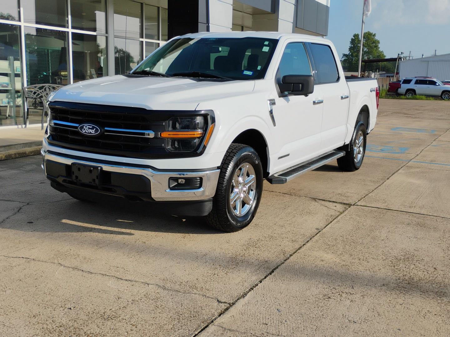 Oxford White 2024 Ford F-150 Pickup Truck Four-Wheel Drive Automatic