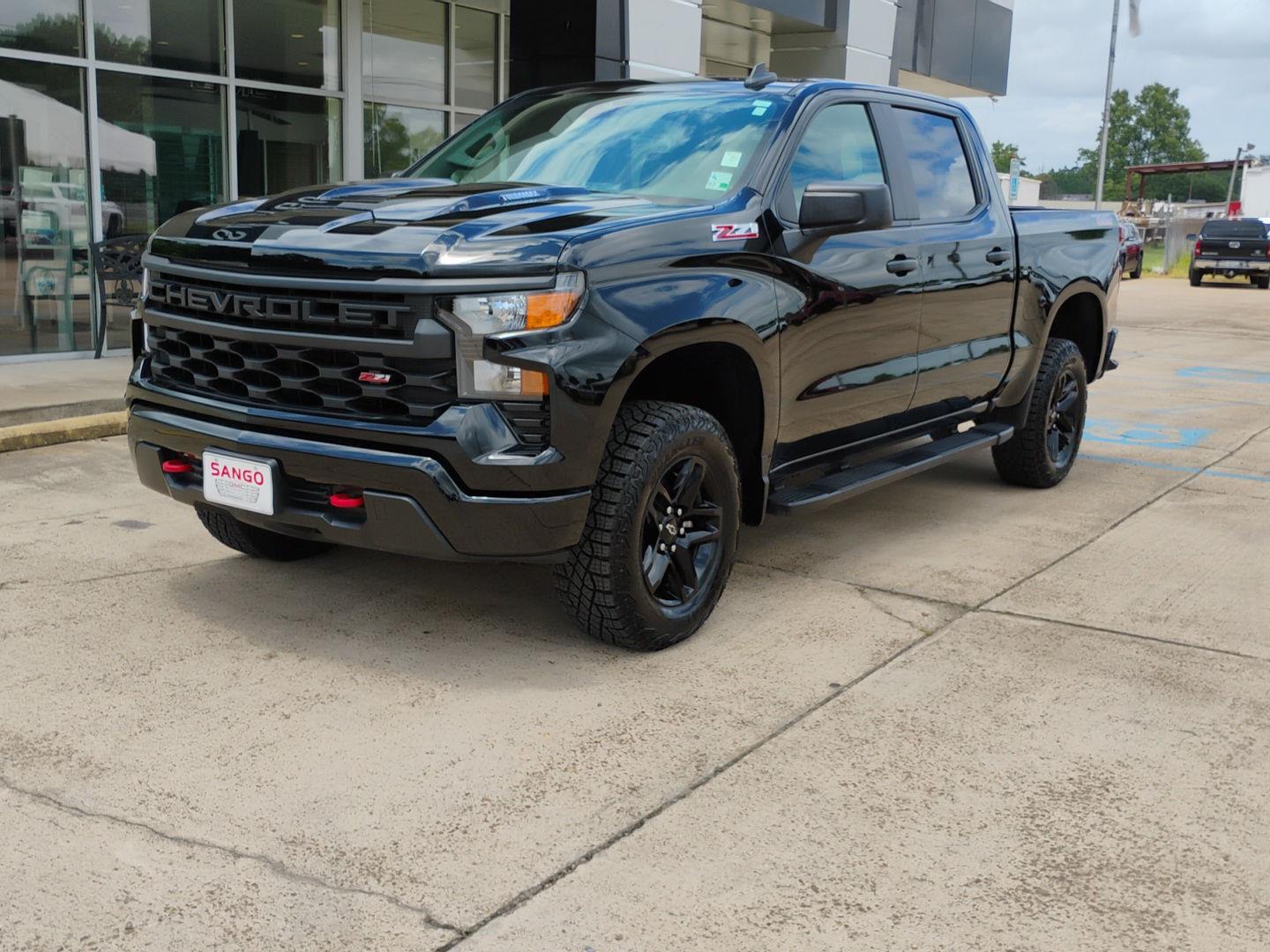 Black 2025 Chevrolet Silverado 1500 Pickup Truck Four-Wheel Drive 8-Speed Automatic