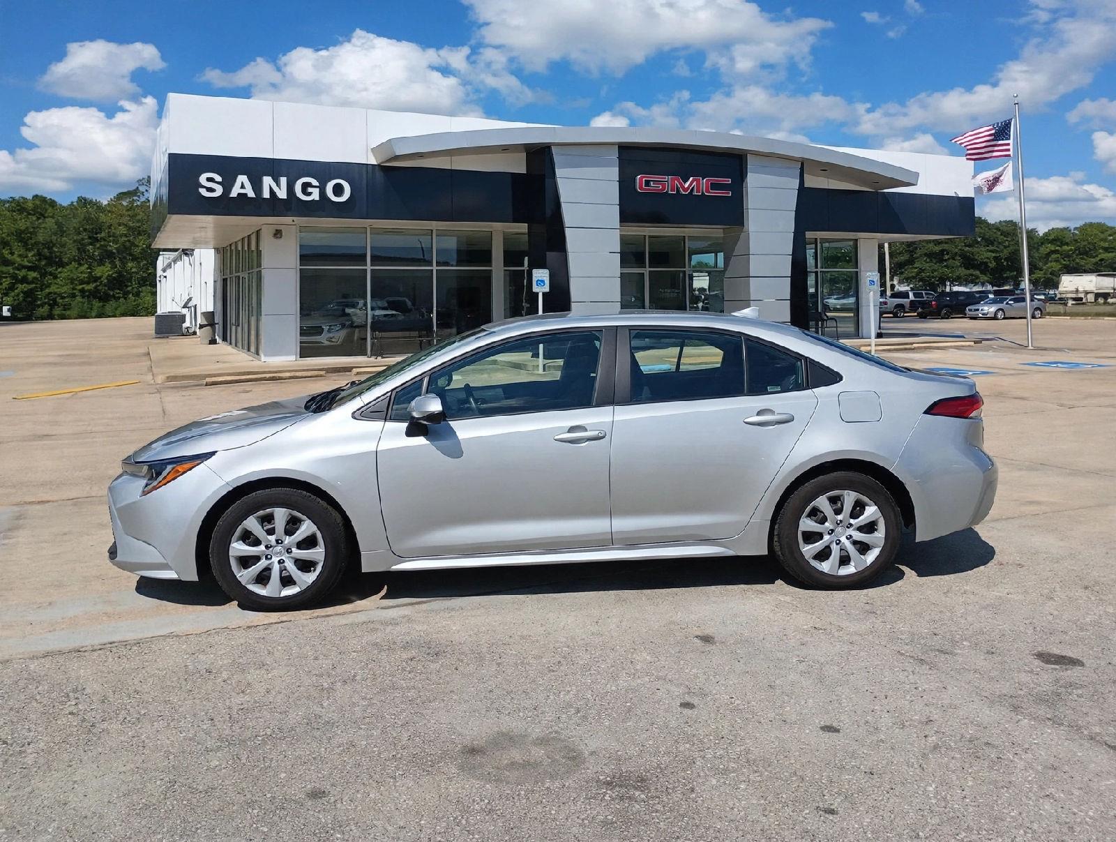 Classic Silver Metallic 2025 Toyota Corolla Sedan Front-Wheel Drive Continuously Variable Transmission