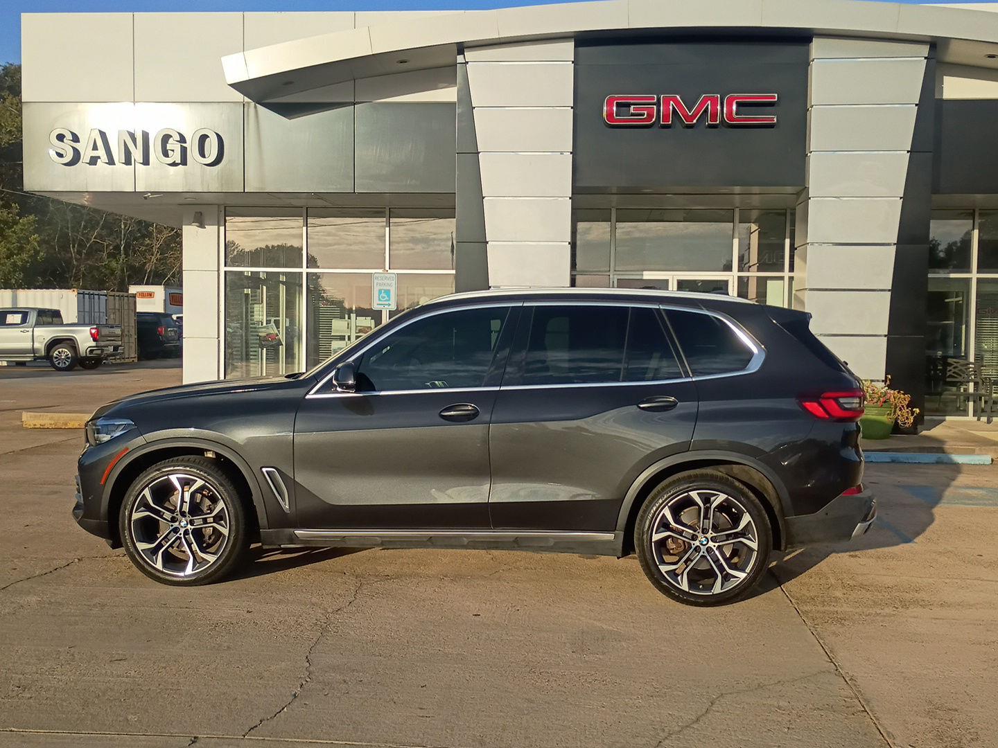 2022 BMW X5 sDrive40i RWD