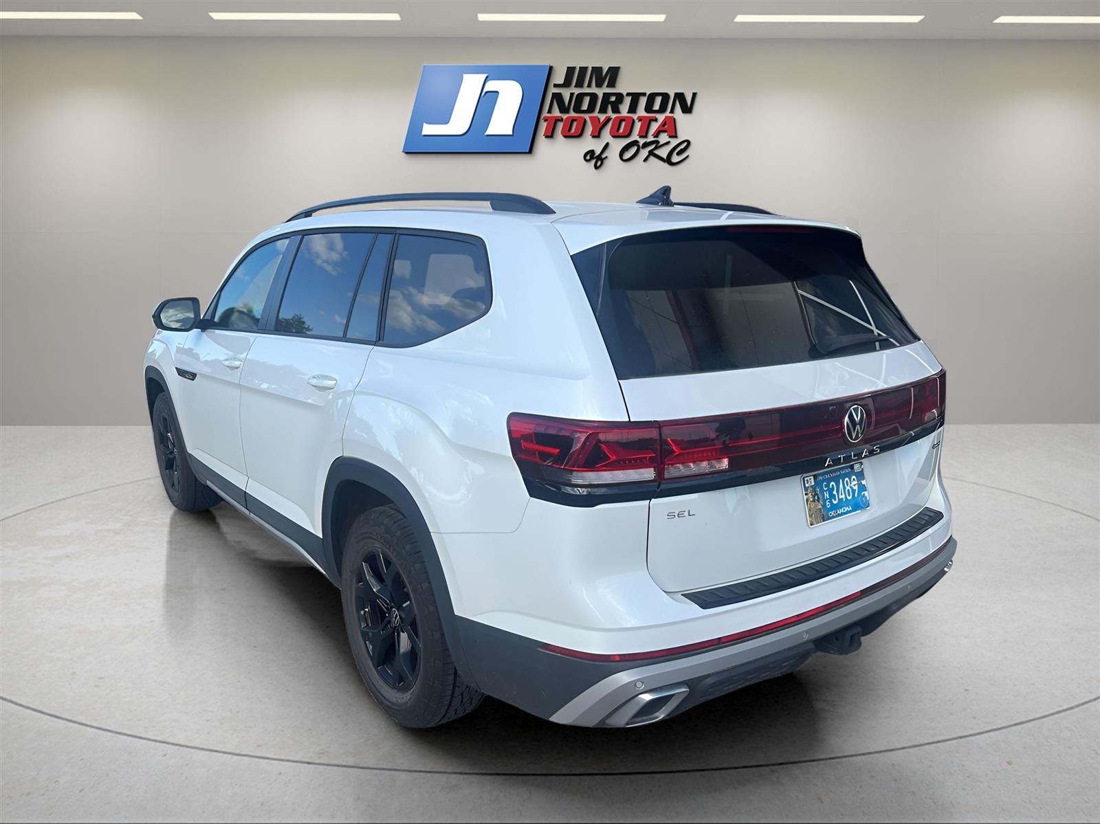 Used 2024 Volkswagen Atlas Atlas Peak Edition with VIN 1V2GR2CA6RC569269 for sale in Oklahoma City, OK