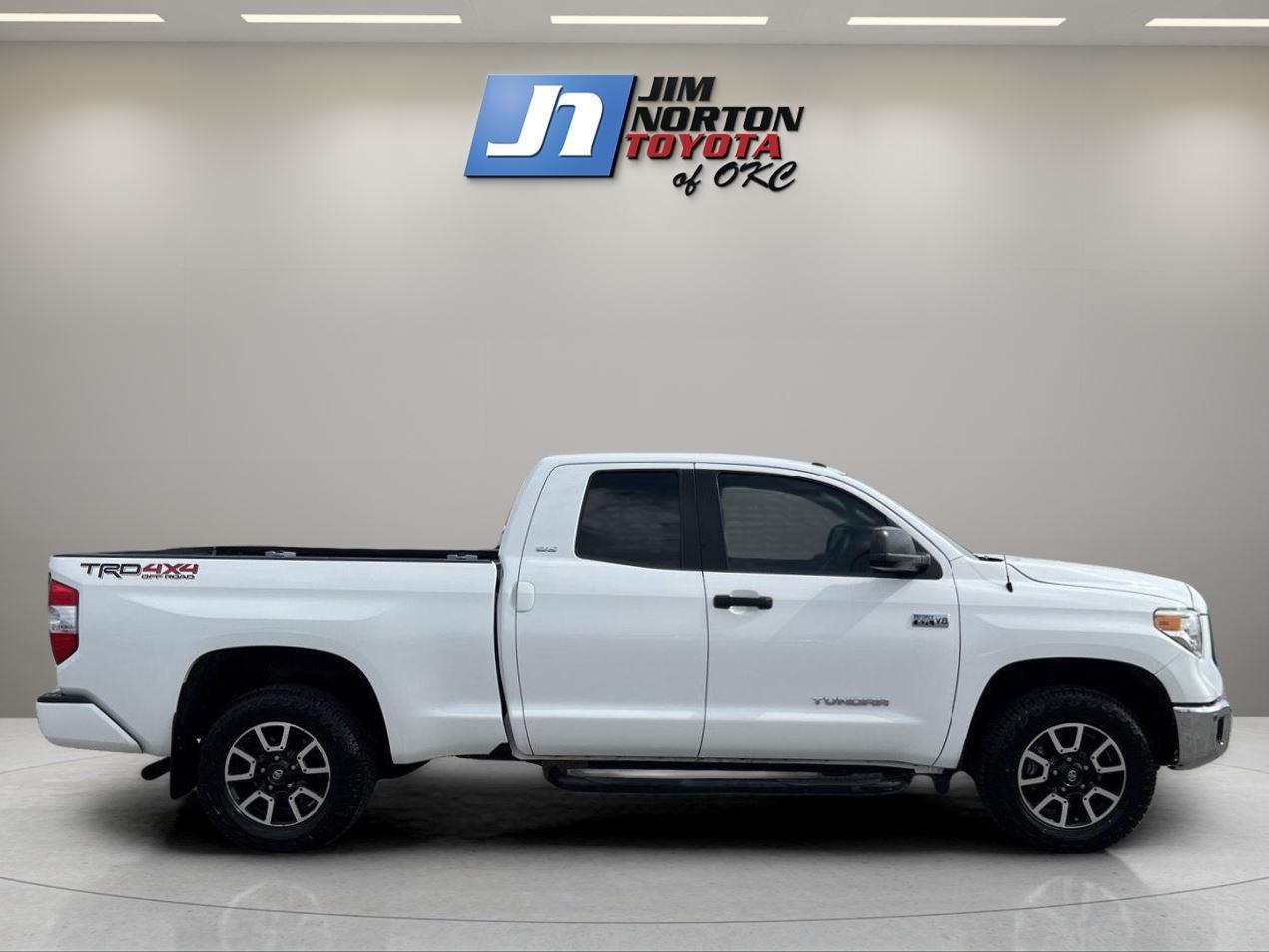 Used 2016 Toyota Tundra SR with VIN 5TFUW5F1XGX520740 for sale in Oklahoma City, OK