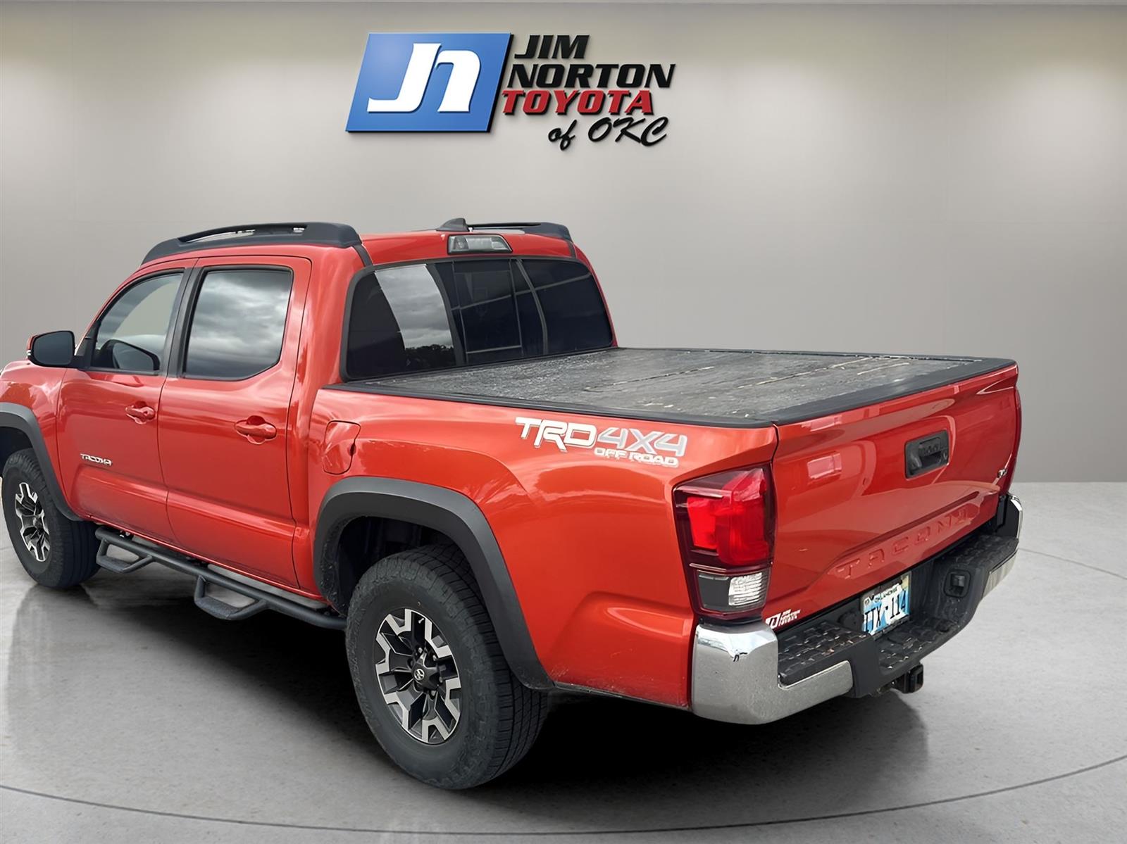 Used 2018 Toyota Tacoma TRD Off Road with VIN 3TMCZ5AN2JM176394 for sale in Oklahoma City, OK