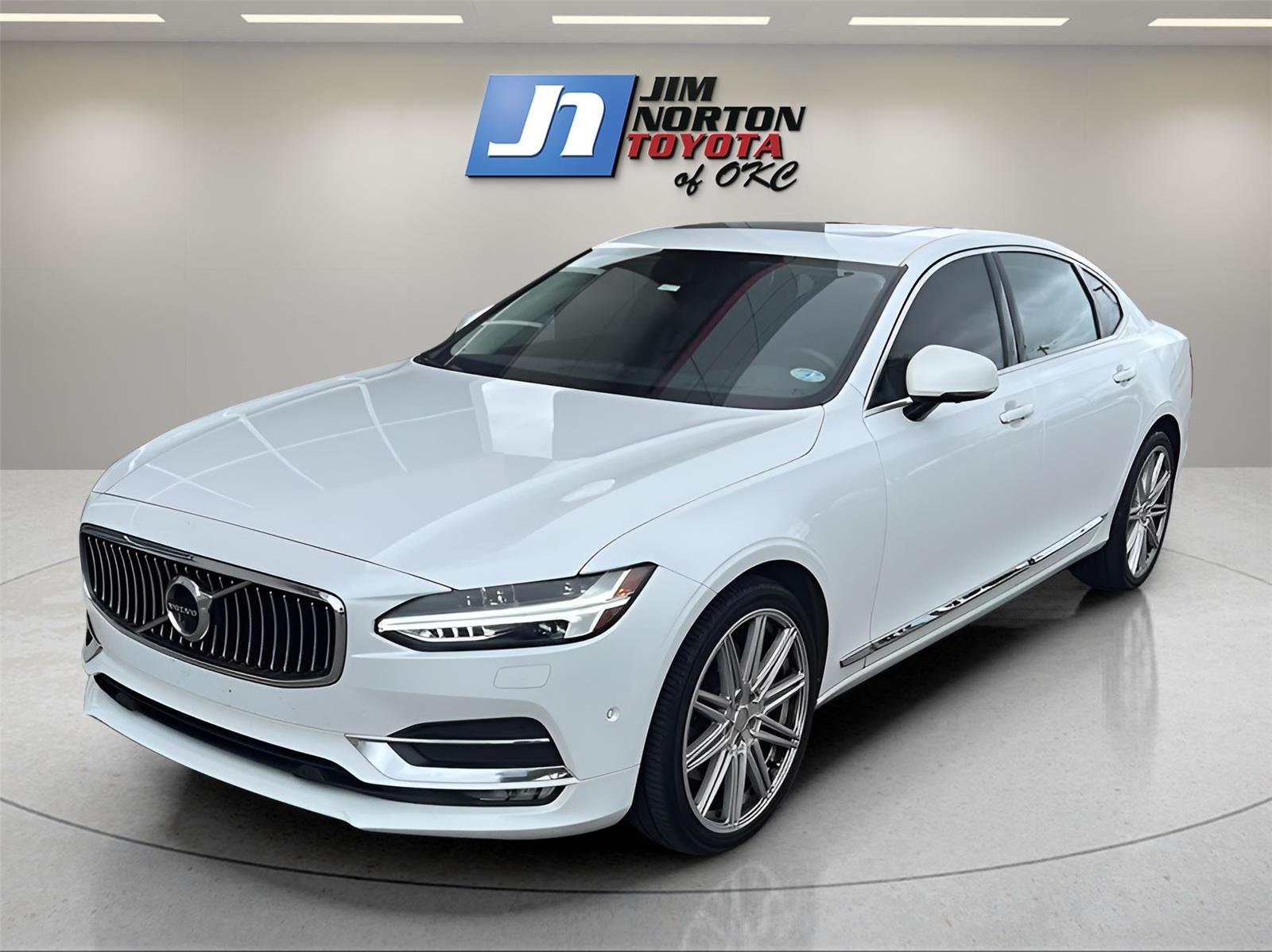 2018 Volvo S90