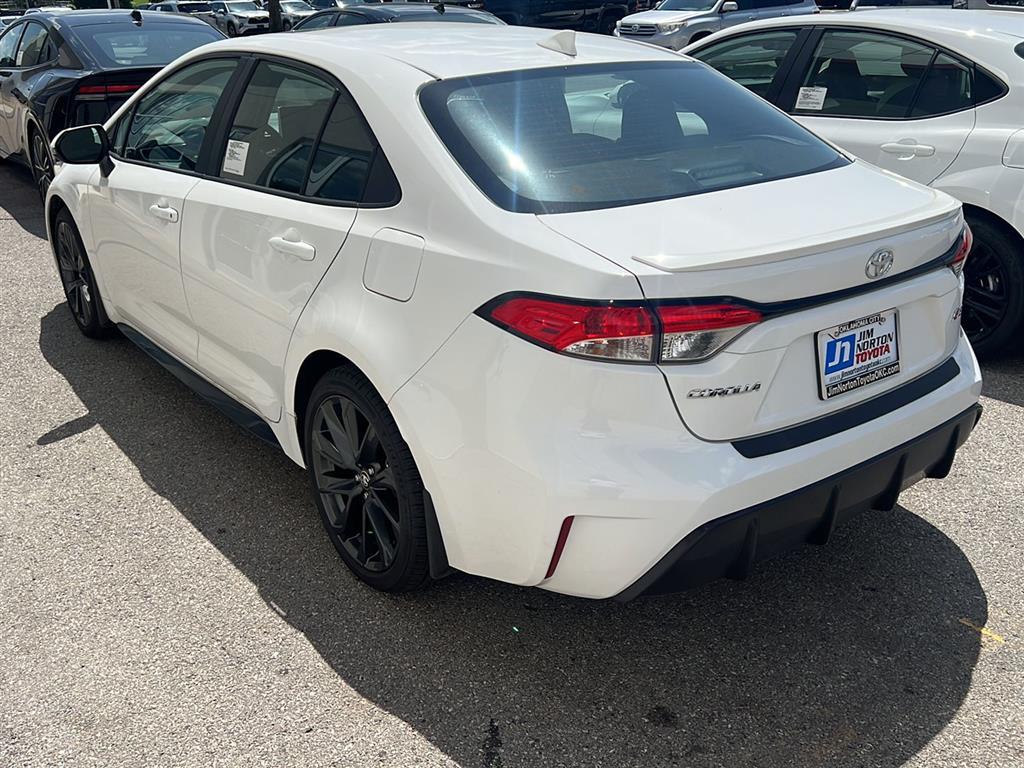Used 2025 Toyota Corolla SE with VIN 5YFP4MCE7SP219192 for sale in Northfield, Minnesota