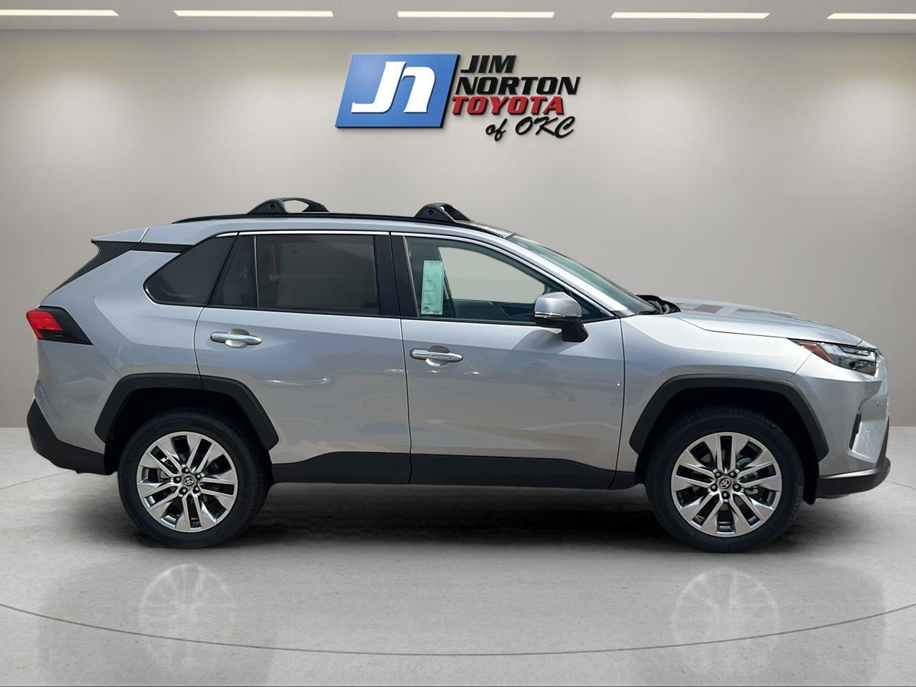 New 2025 Toyota RAV4 SUV