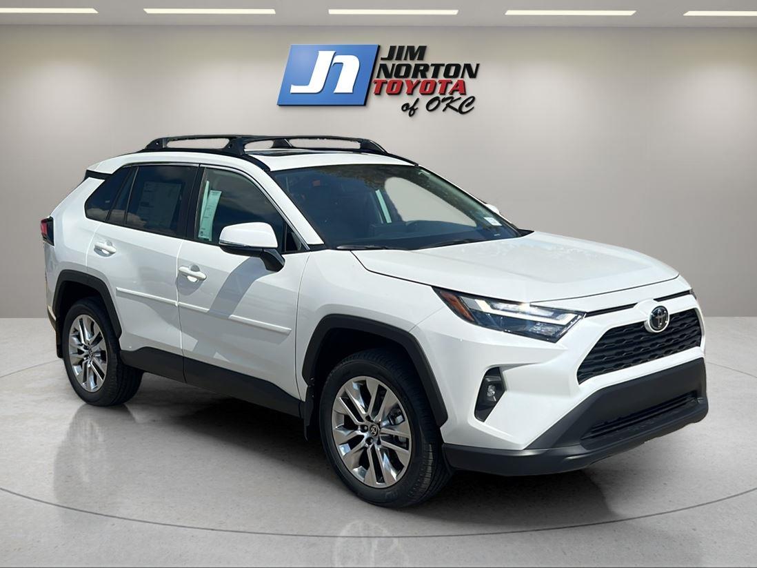 New 2025 Toyota RAV4 SUV