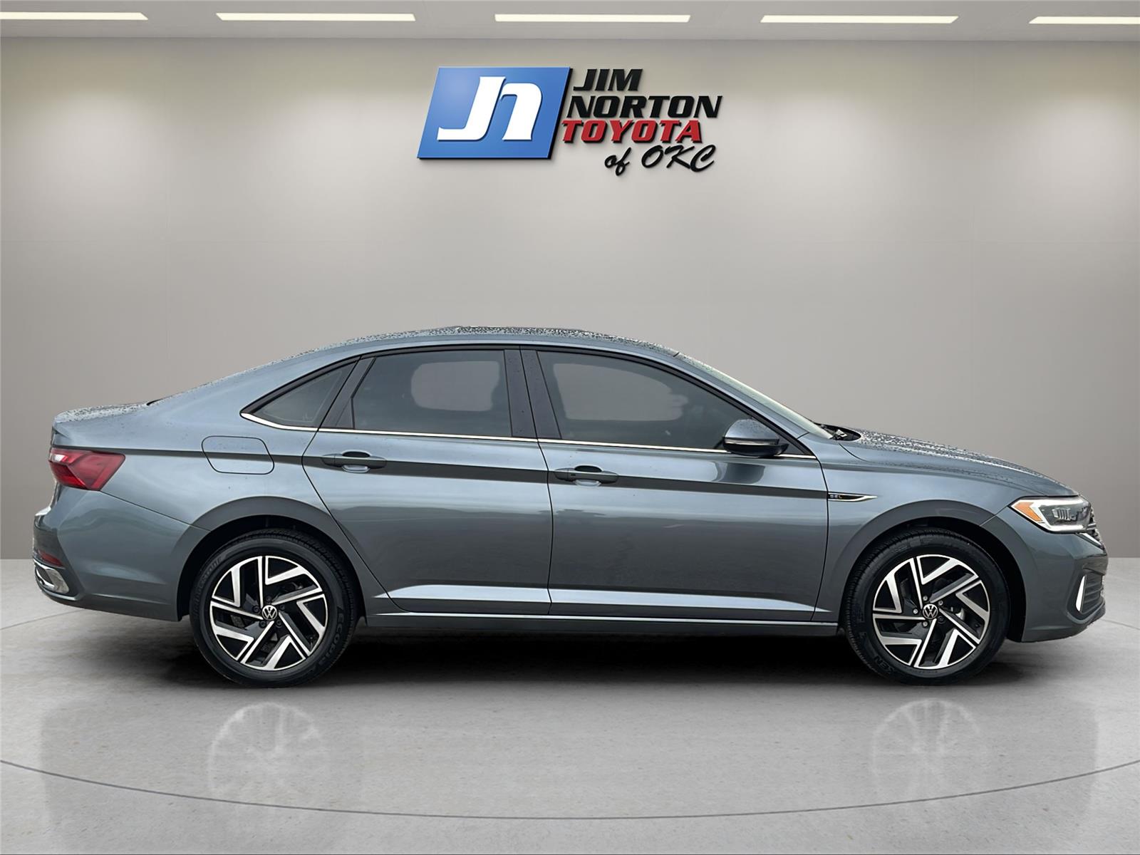 Used 2024 Volkswagen Jetta Sedan