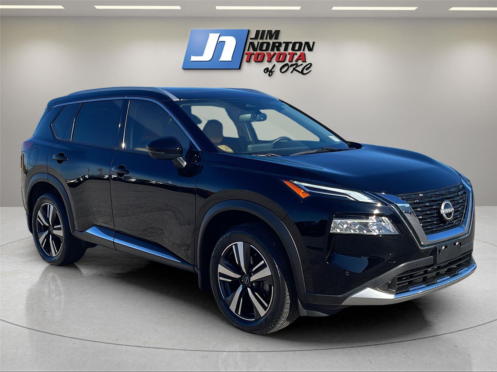 Used 2023 Nissan Rogue SUV