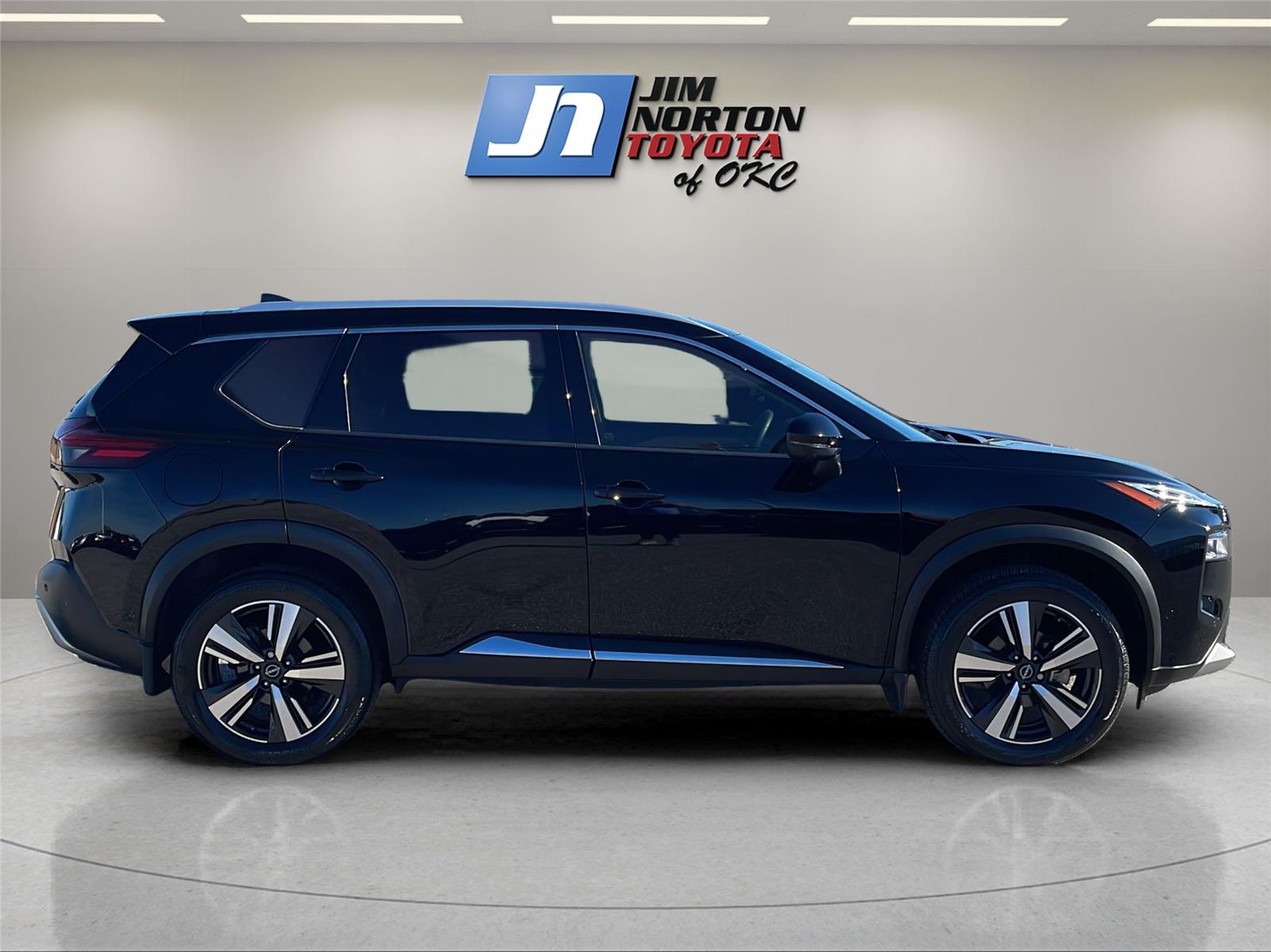 Used 2023 Nissan Rogue SUV