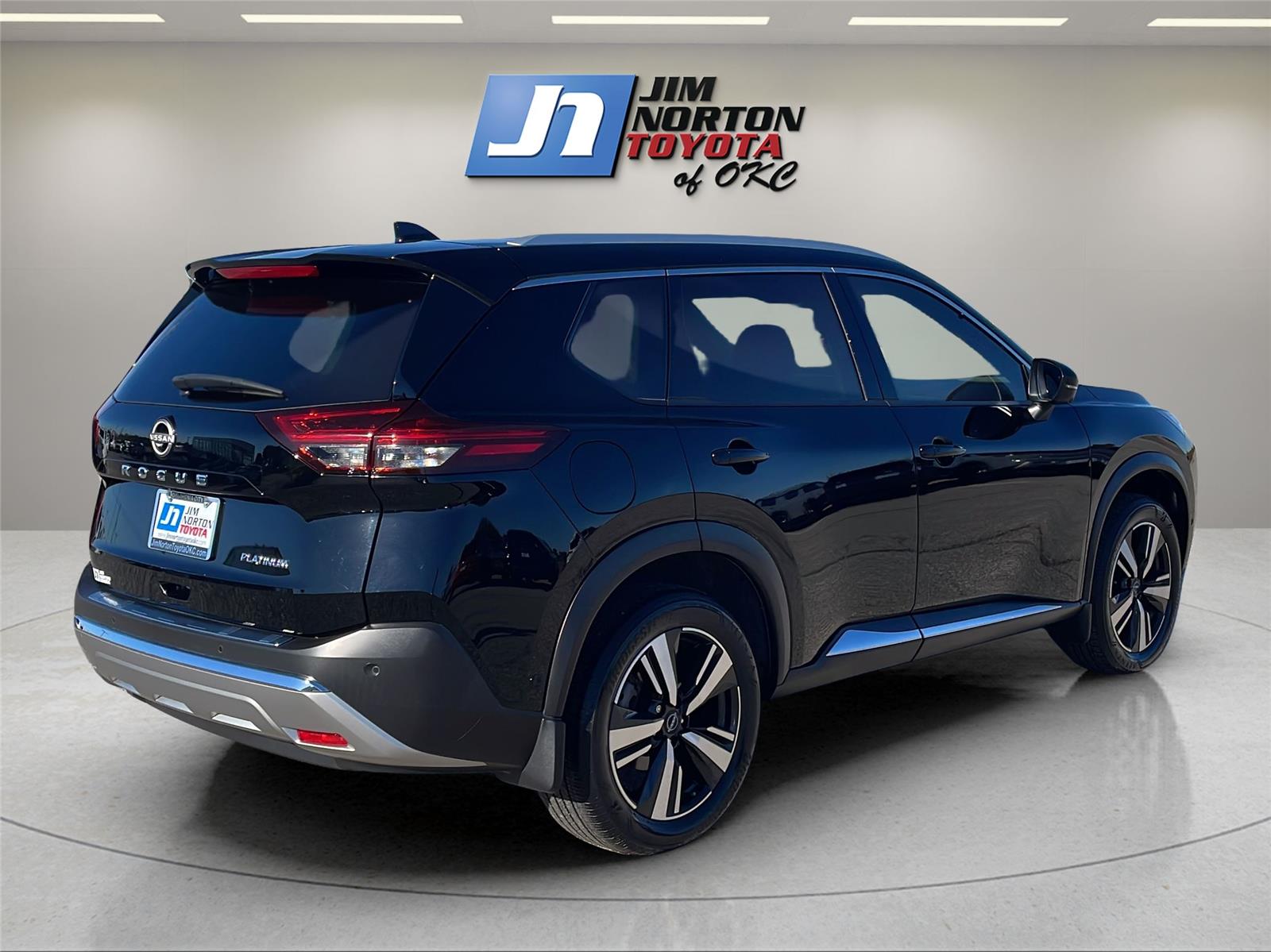 Used 2023 Nissan Rogue SUV
