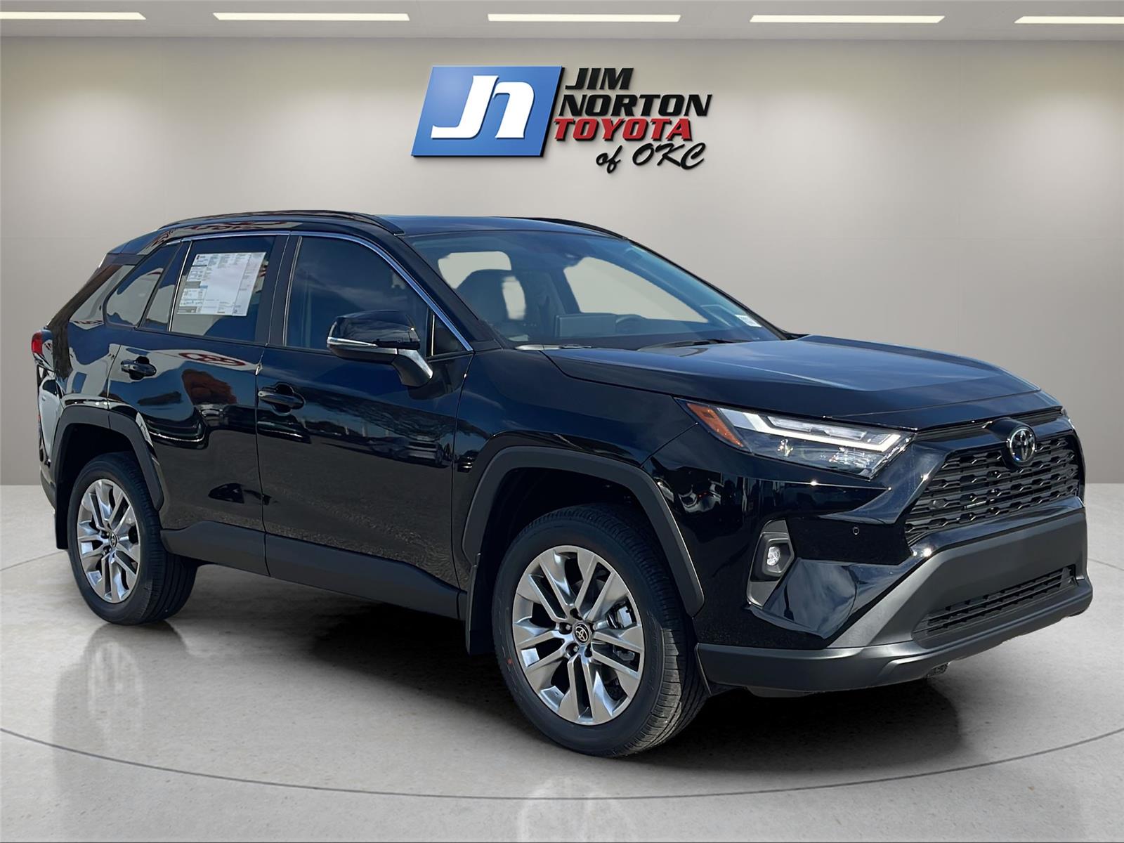 New 2025 Toyota RAV4 SUV