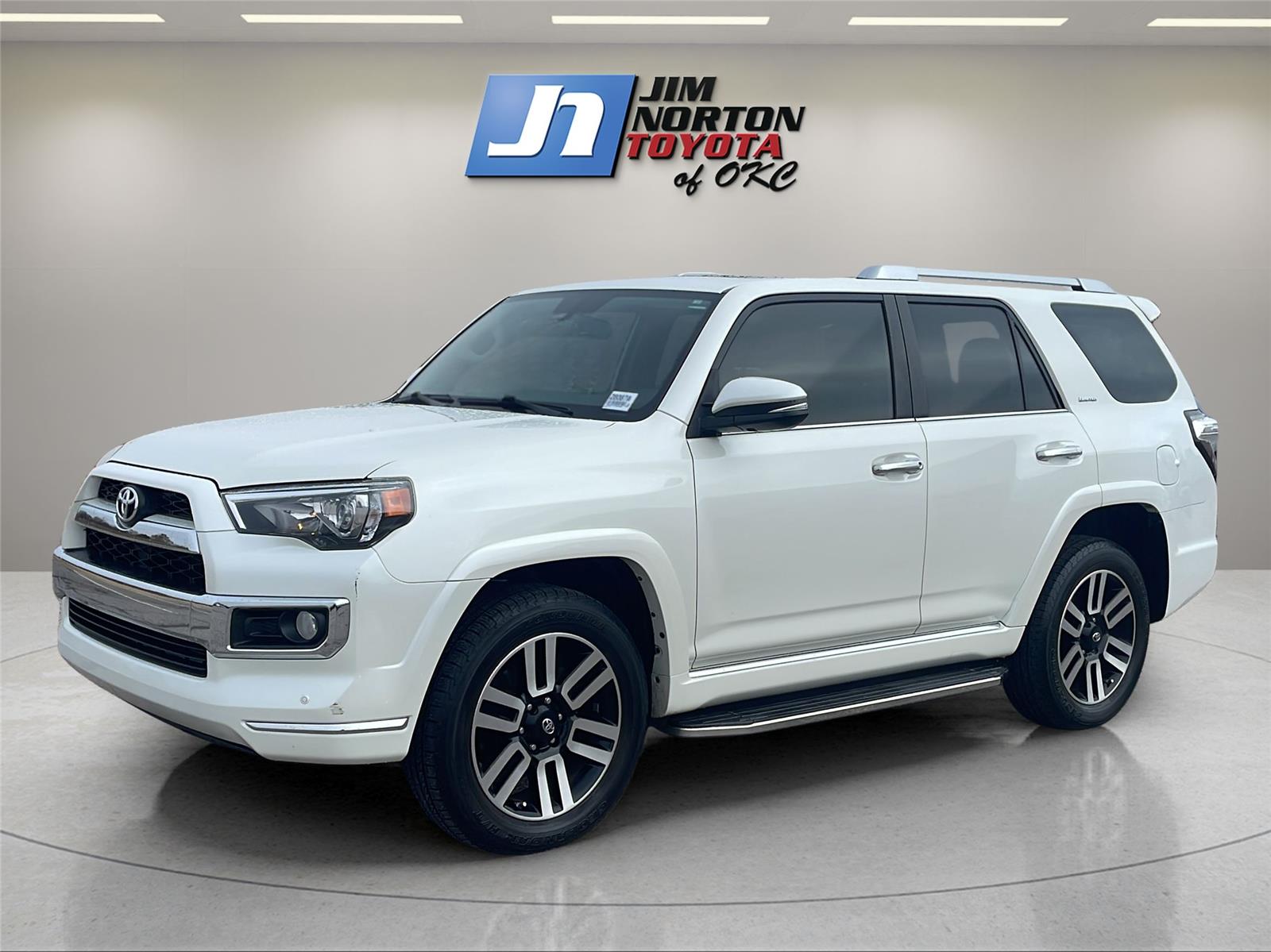 2019 Toyota 4Runner Limited's photo