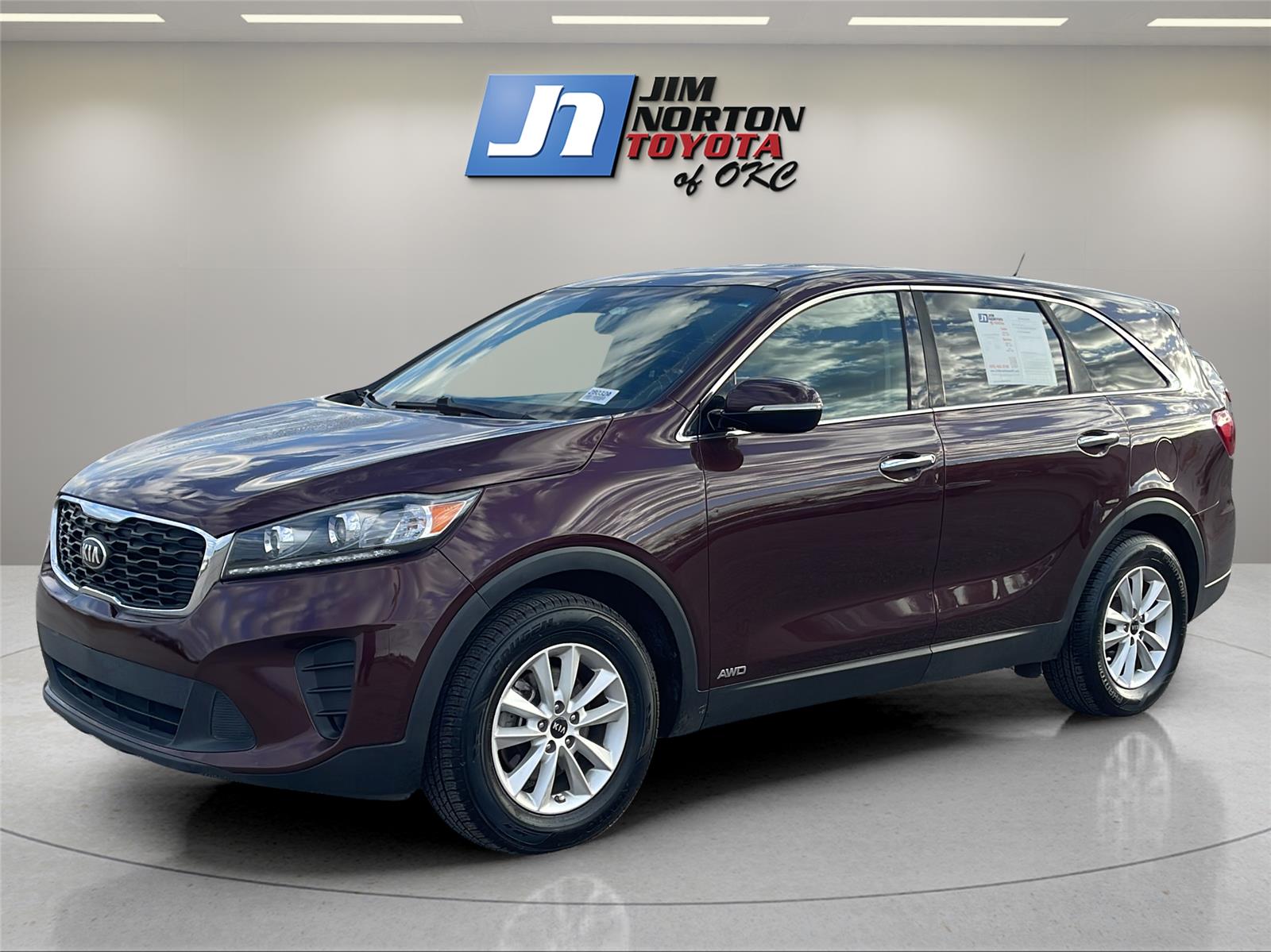2020 Kia Sorento LX's photo