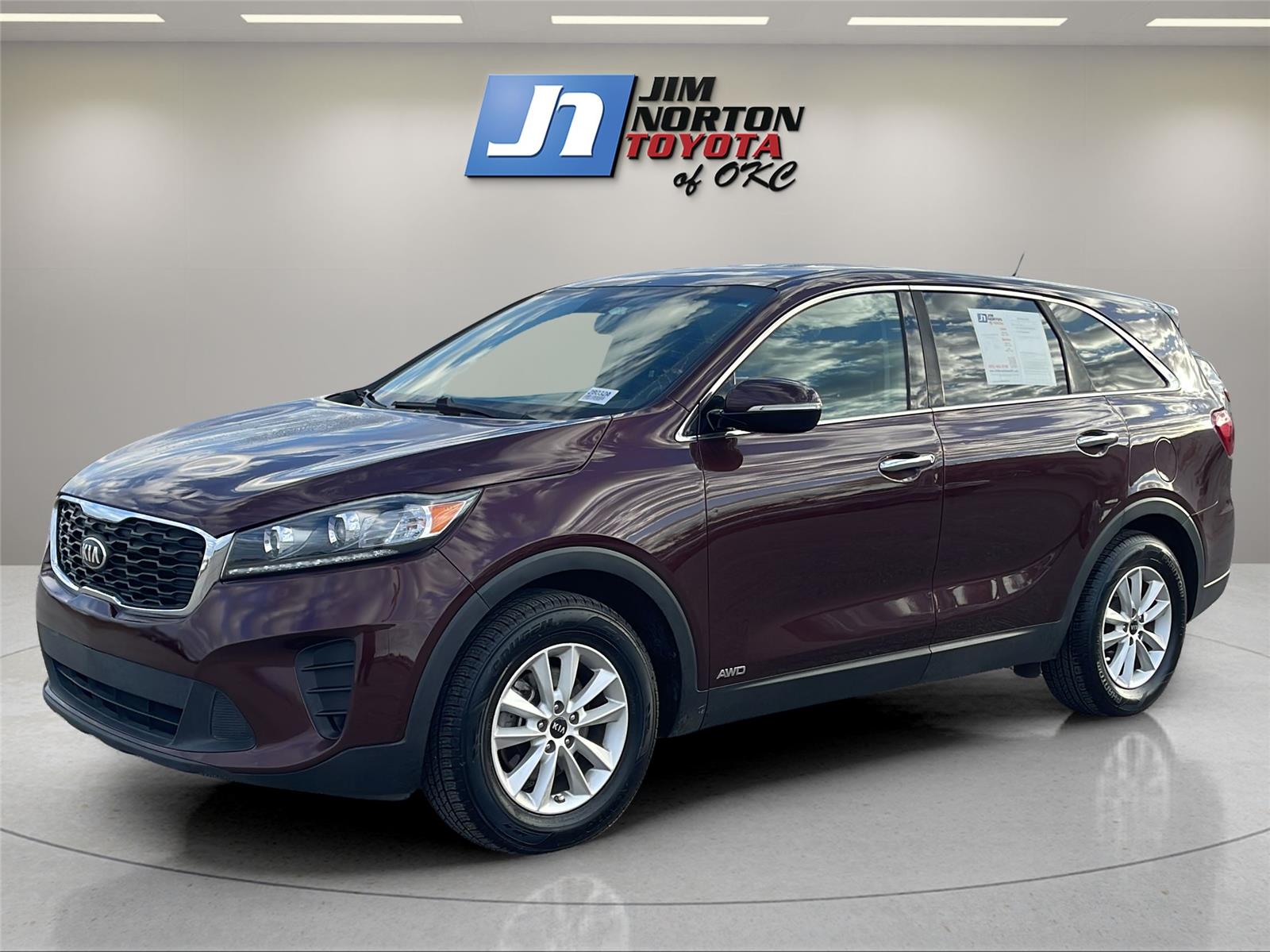 2020 Kia Sorento LX's photo