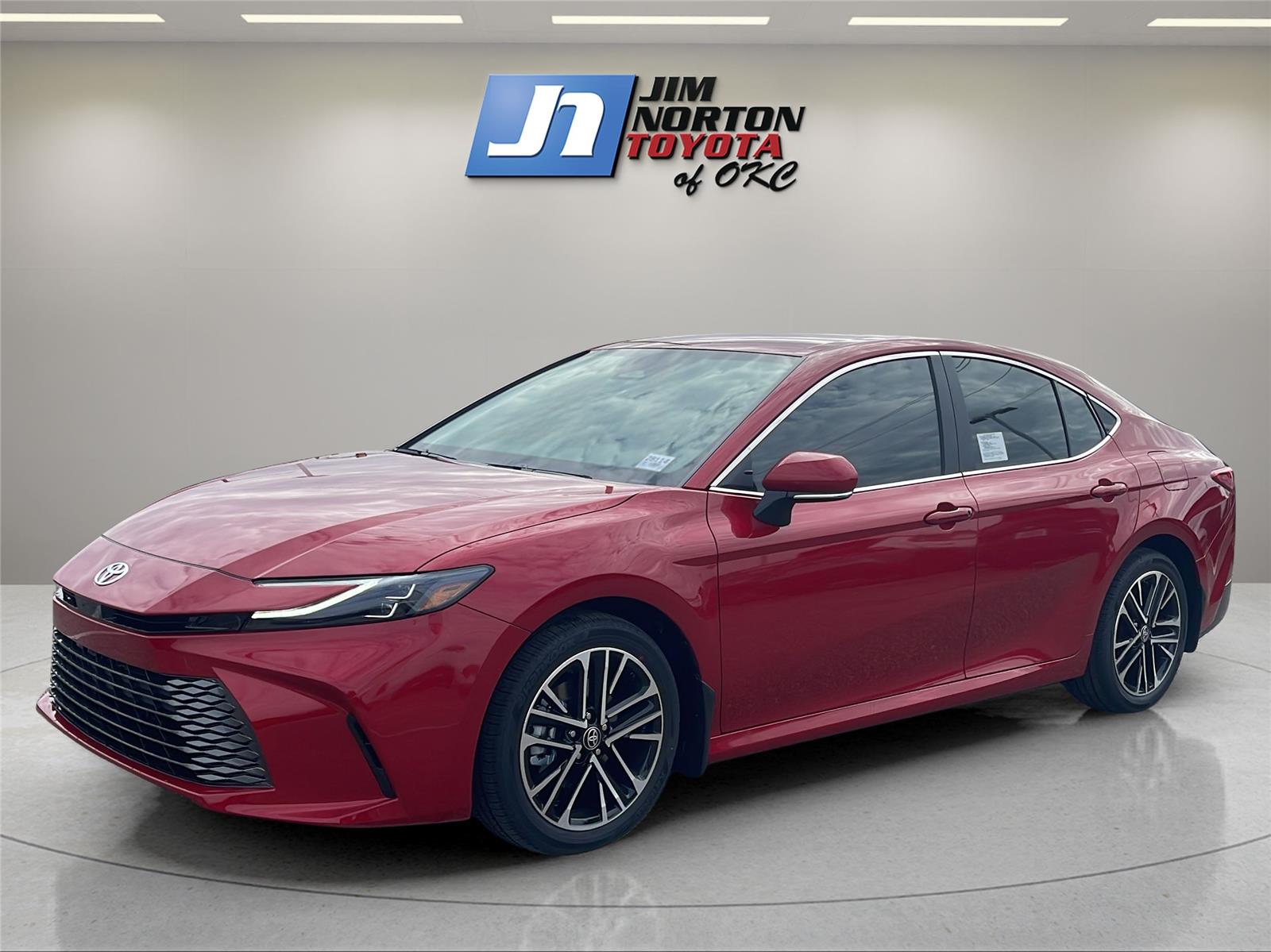 2026 Toyota Camry XLE's photo