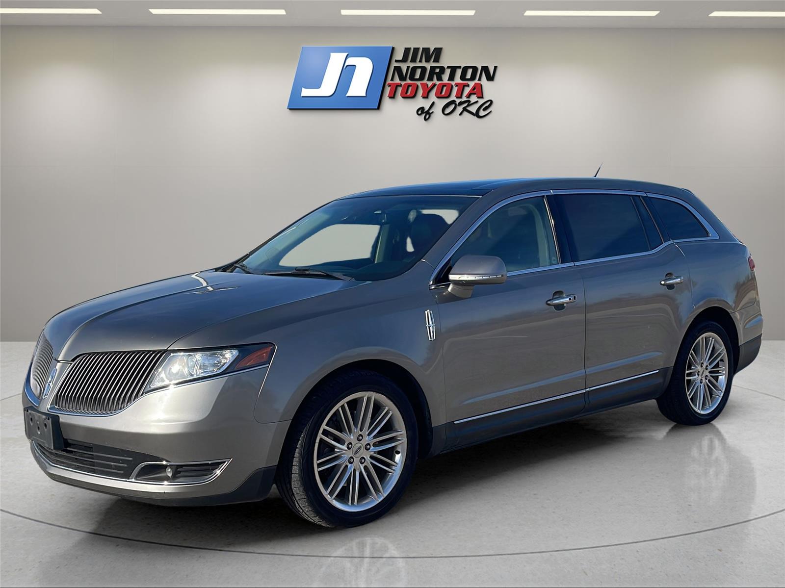 2016 Lincoln MKT EcoBoost