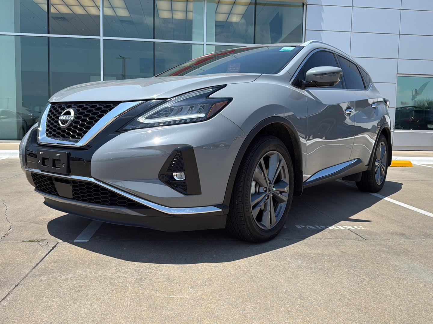 2024 Nissan Murano Platinum photo 2