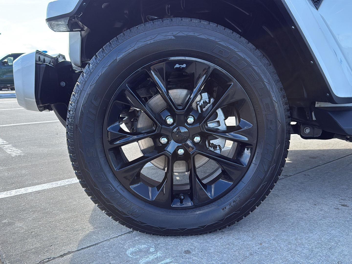 2021 Jeep Wrangler 4xe Unlimited Sahara High Altitude photo 3