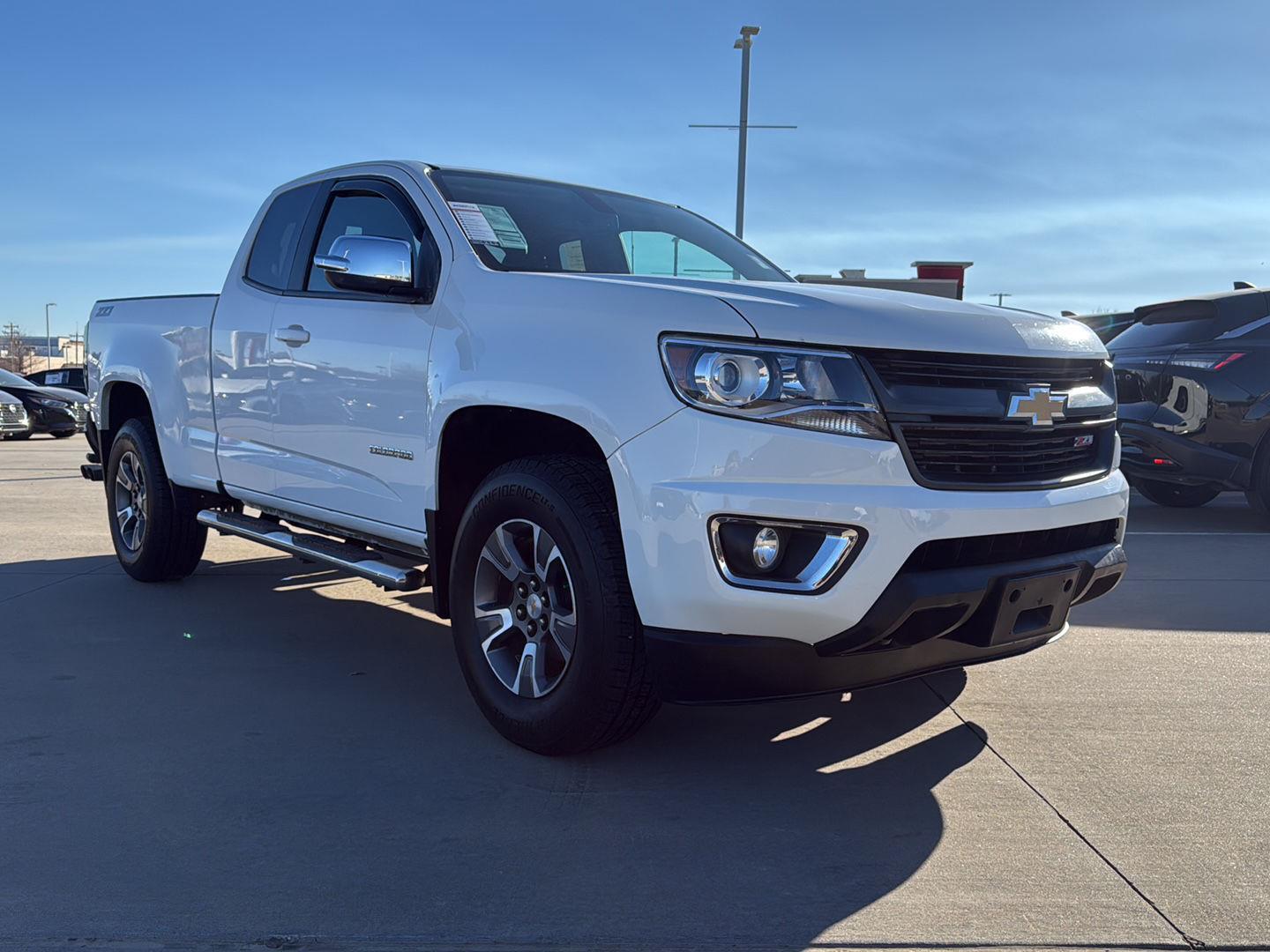 View vehicle photo 6