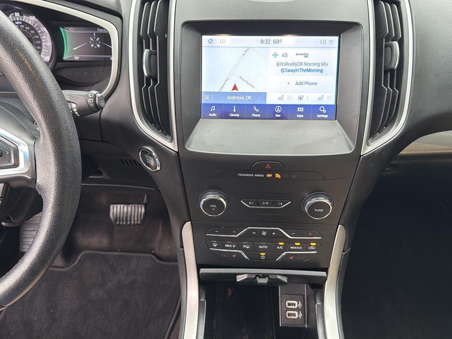 View vehicle photo 4