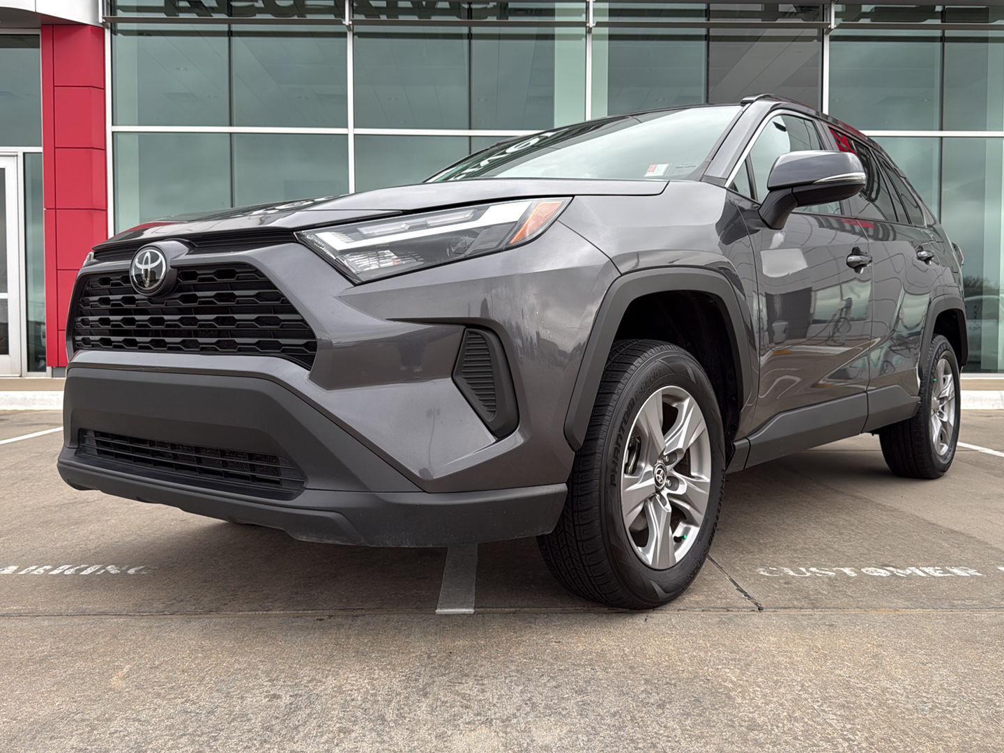 2024 Toyota RAV4 XLE