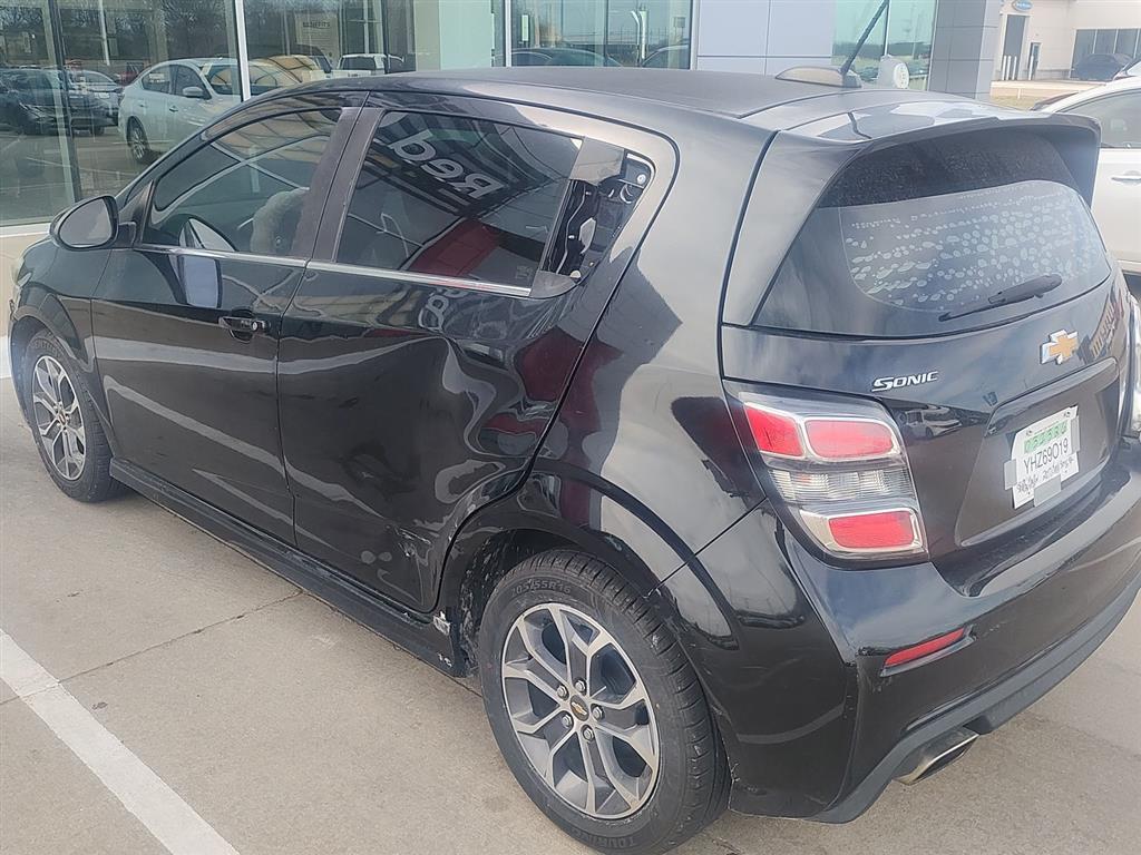 2017 Chevrolet Sonic LT