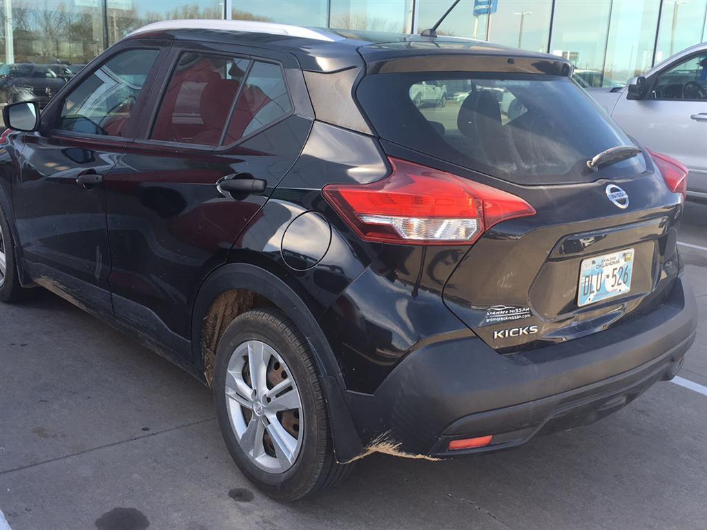 2019 Nissan Kicks S