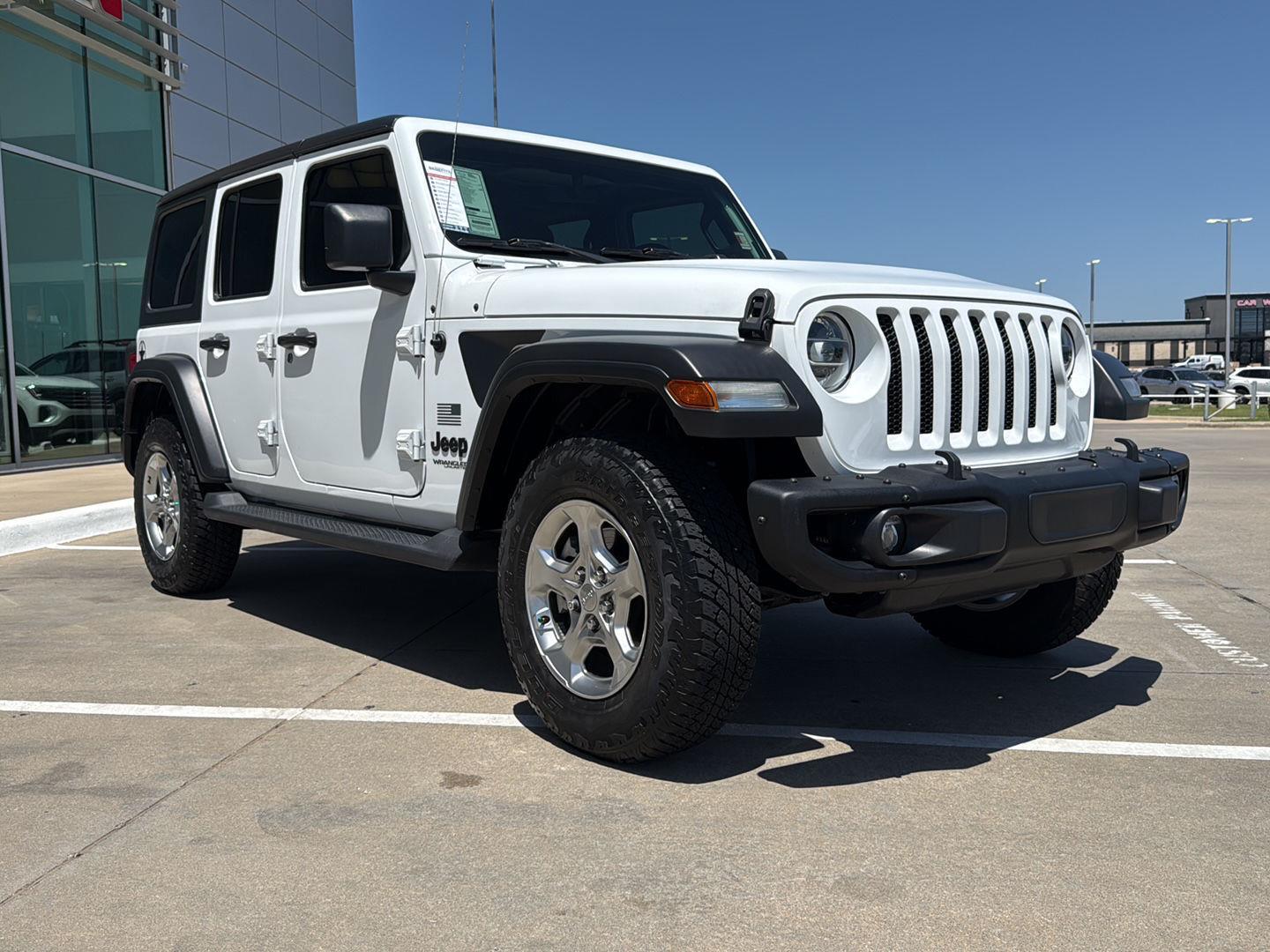 View vehicle photo 7