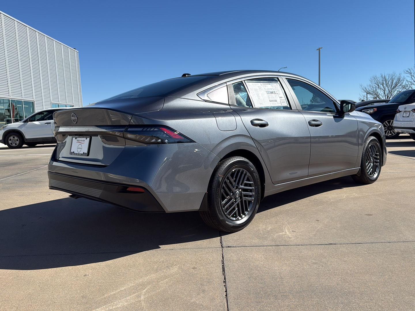 View vehicle photo 5